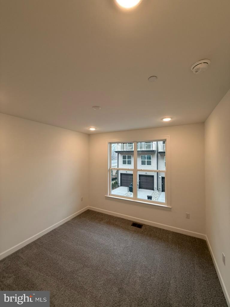 THE BOULEVARDS AT WESTFIELDS - Residential Lease