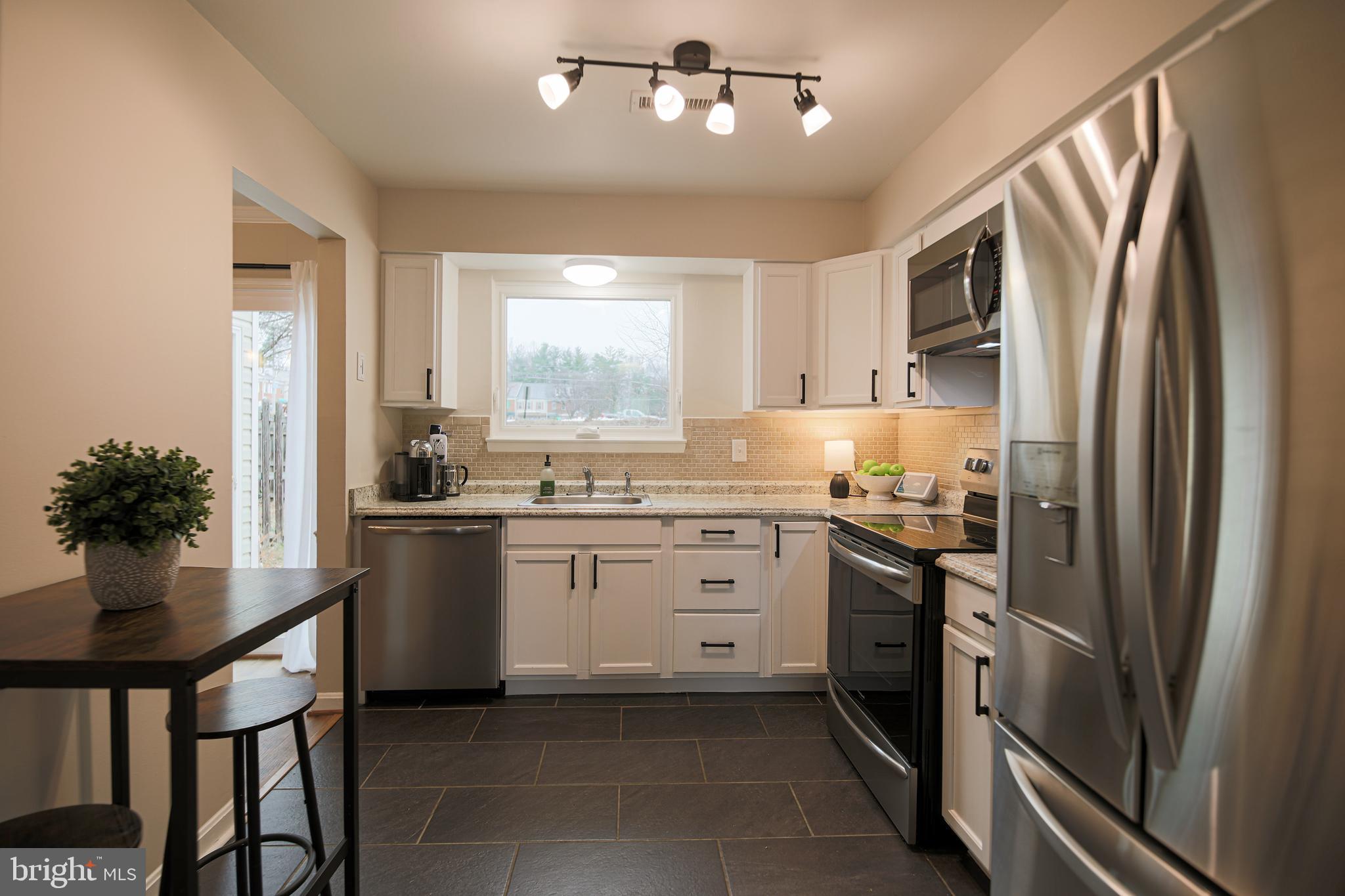 PINEWOOD SOUTH - Residential