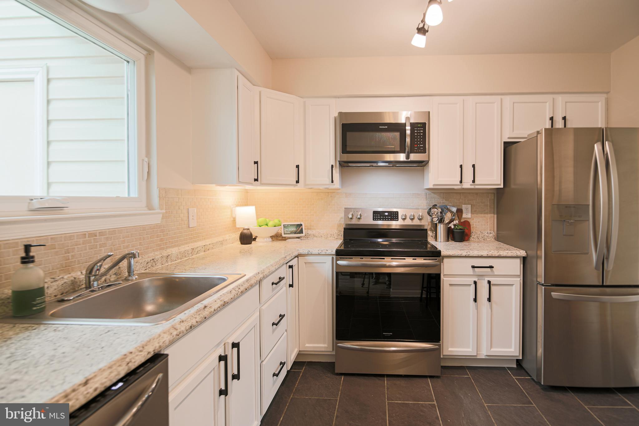 PINEWOOD SOUTH - Residential