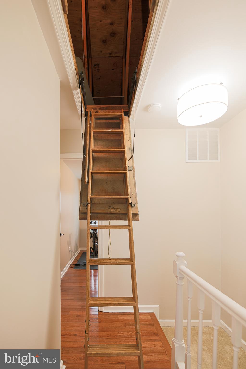 PINEWOOD SOUTH - Residential