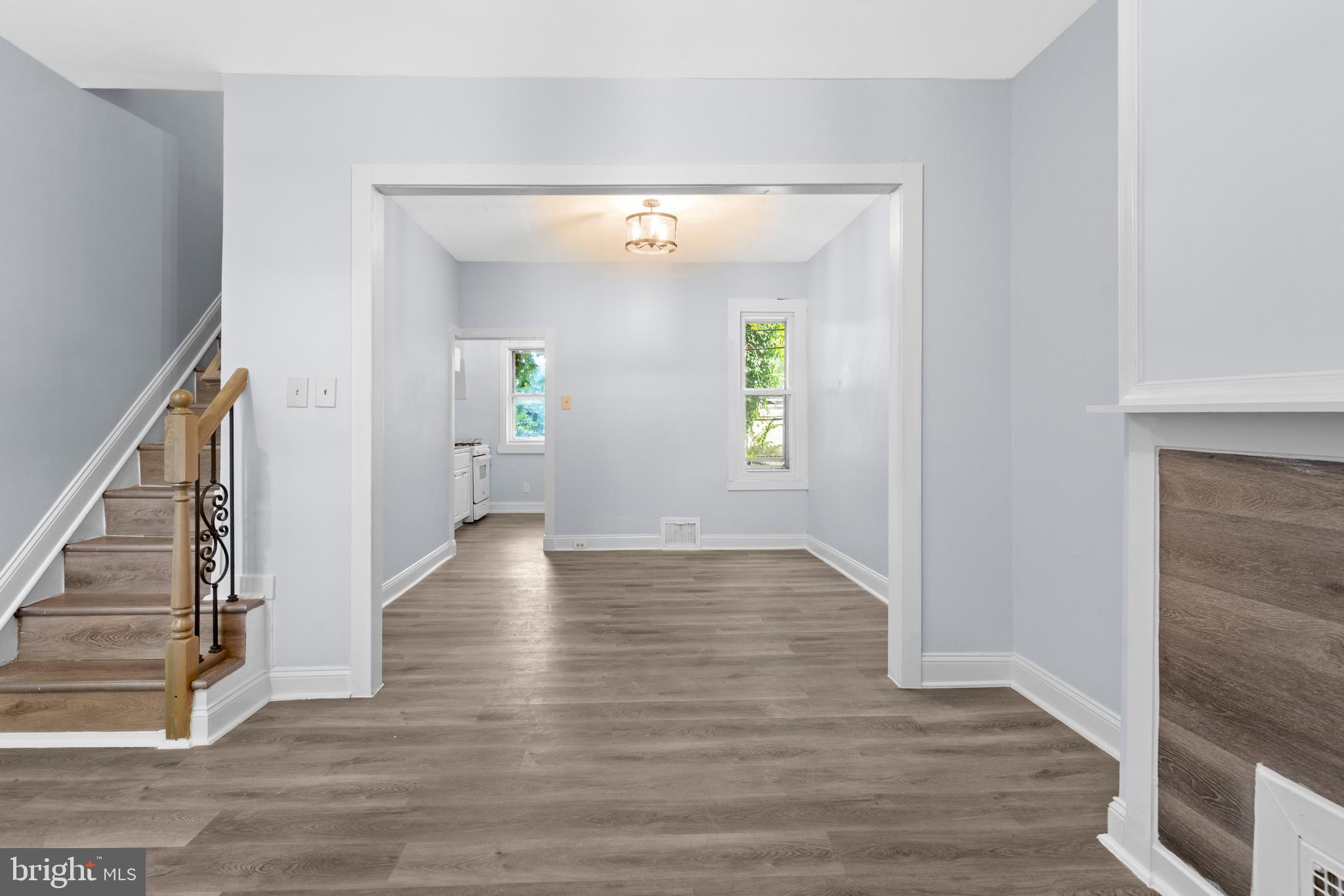 WEST OAK LANE - Residential