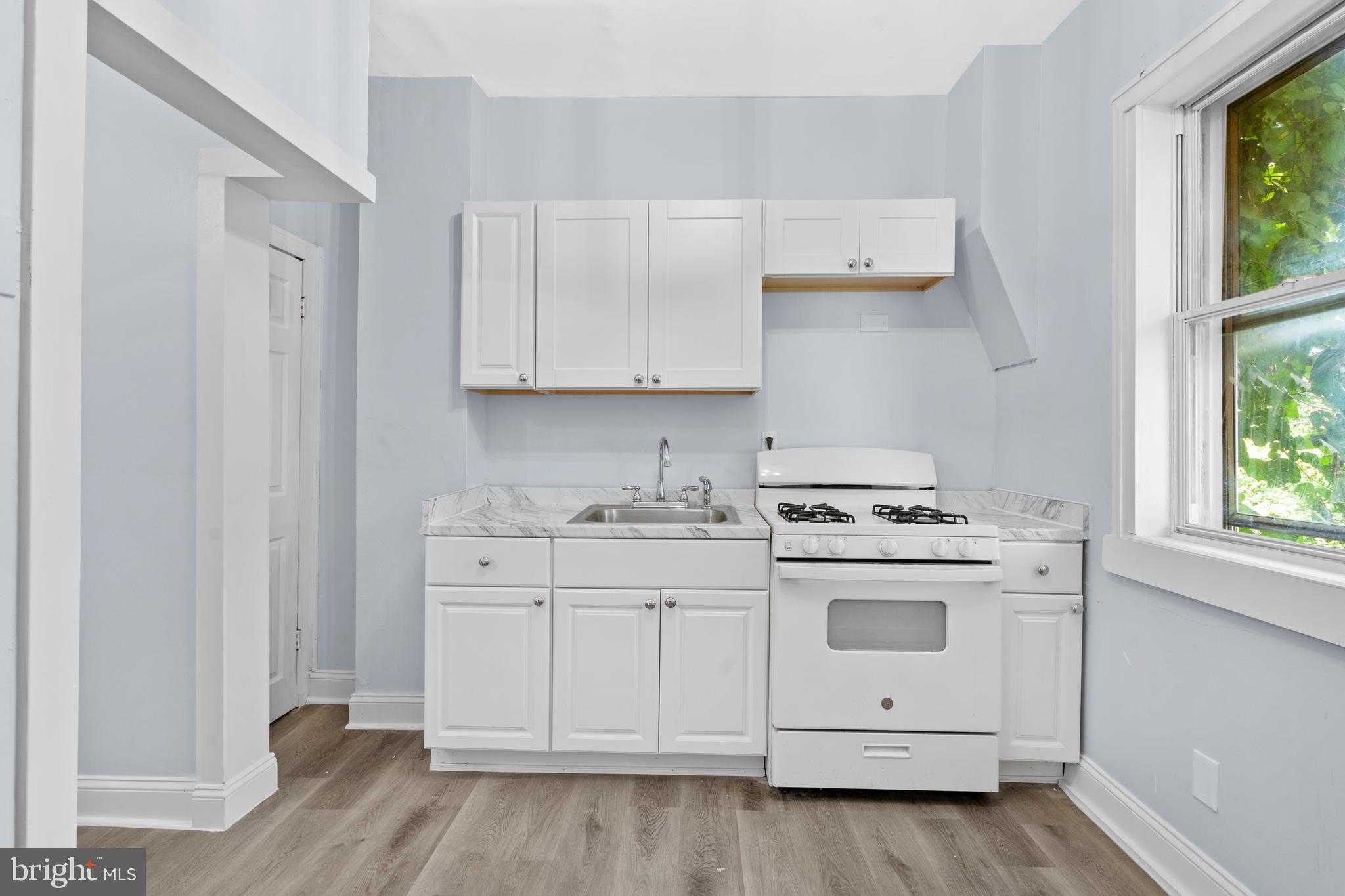 WEST OAK LANE - Residential