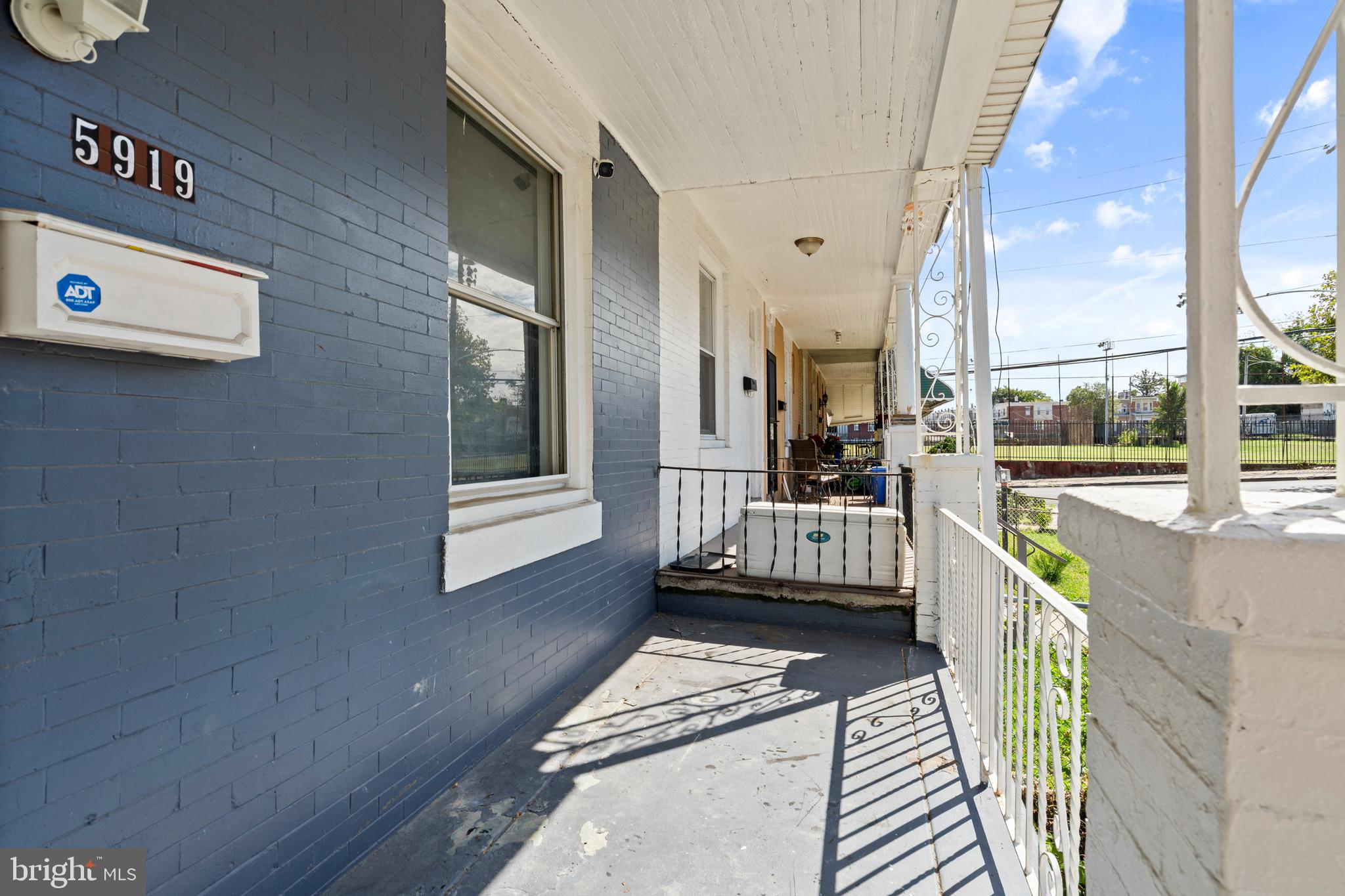 WEST OAK LANE - Residential