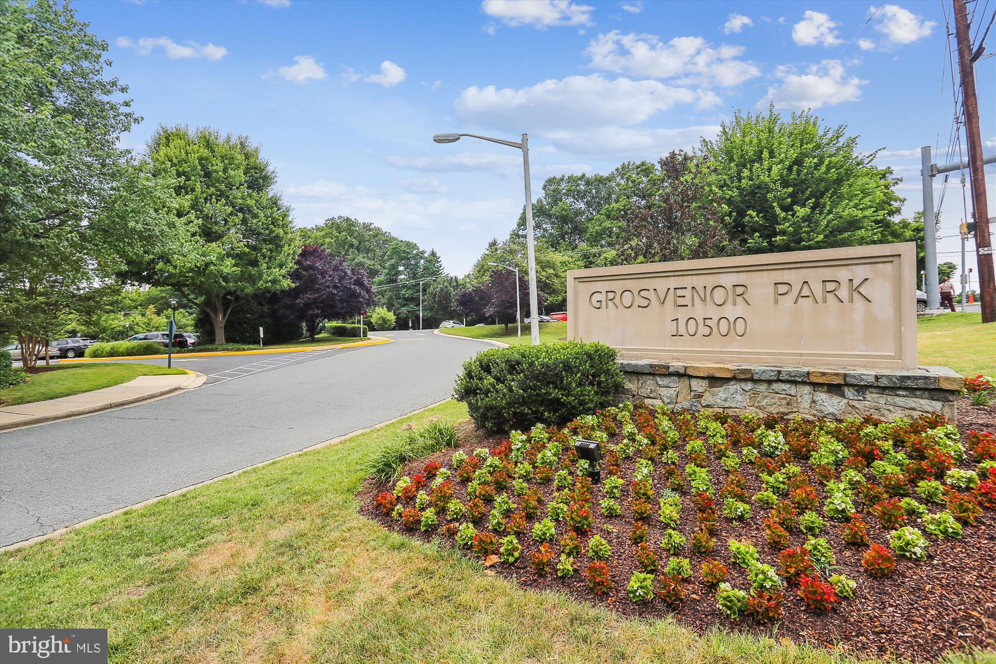 10500 ROCKVILLE PIK 1617