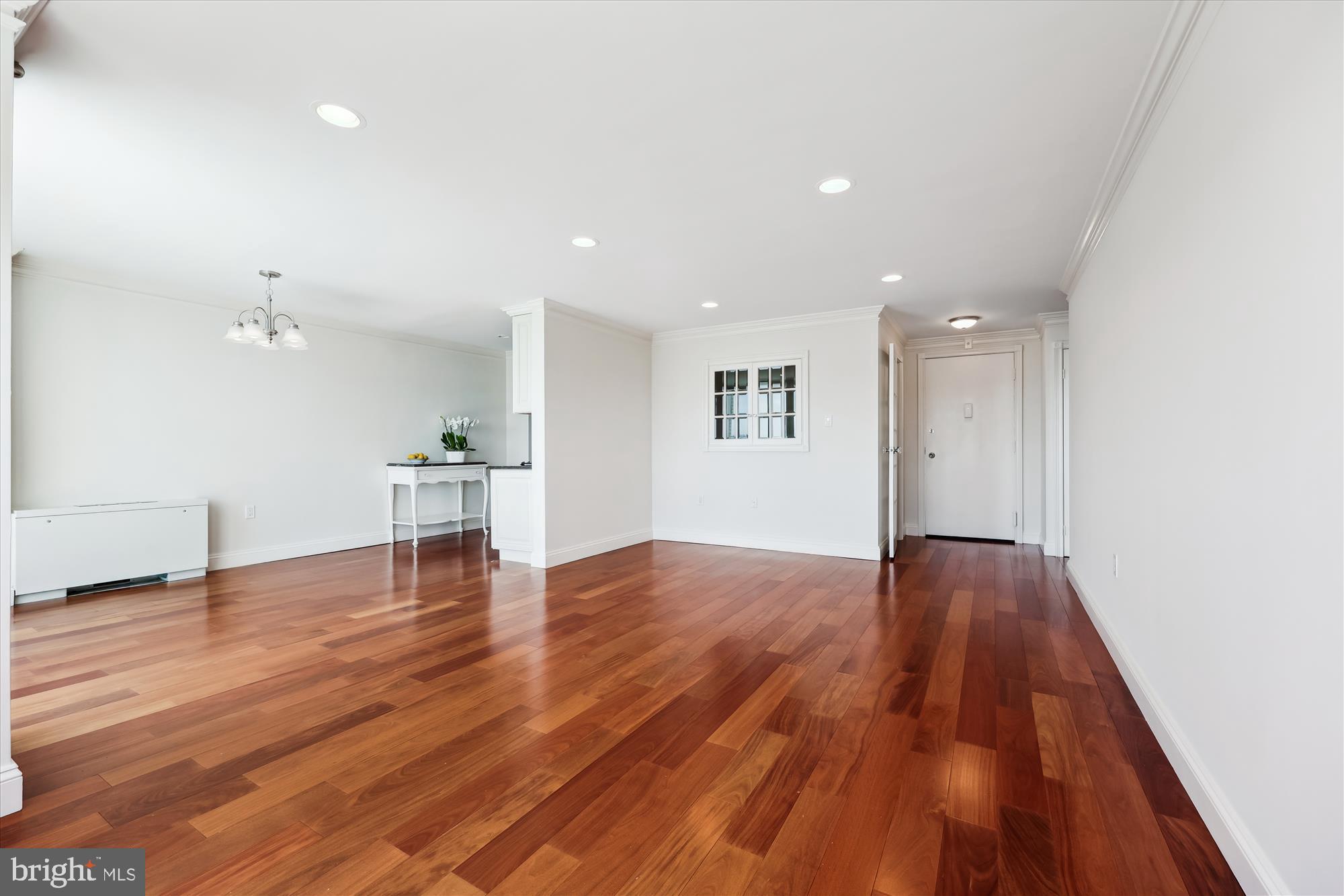 10500 ROCKVILLE PIK 1617