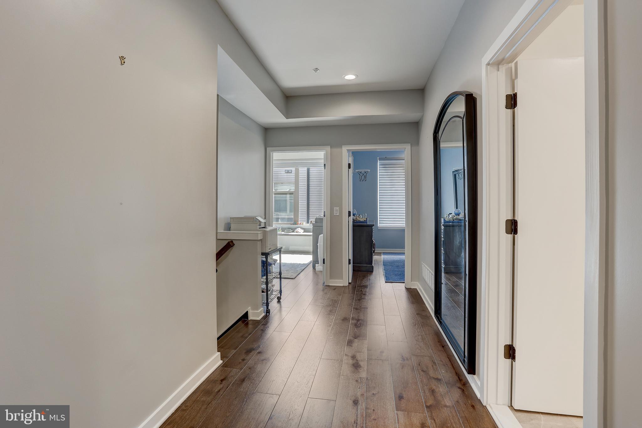 NORTHBANK - Residential