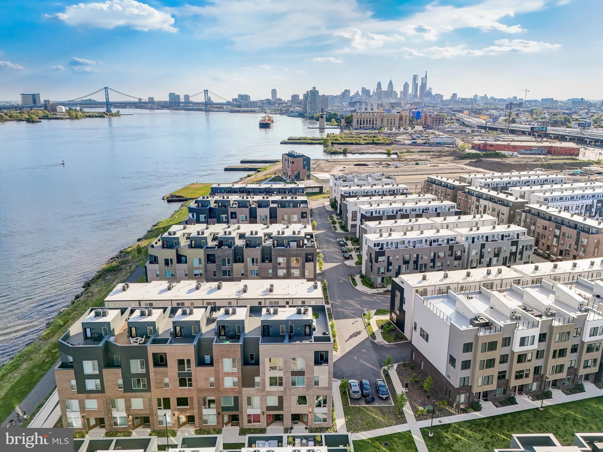 NORTHBANK - Residential