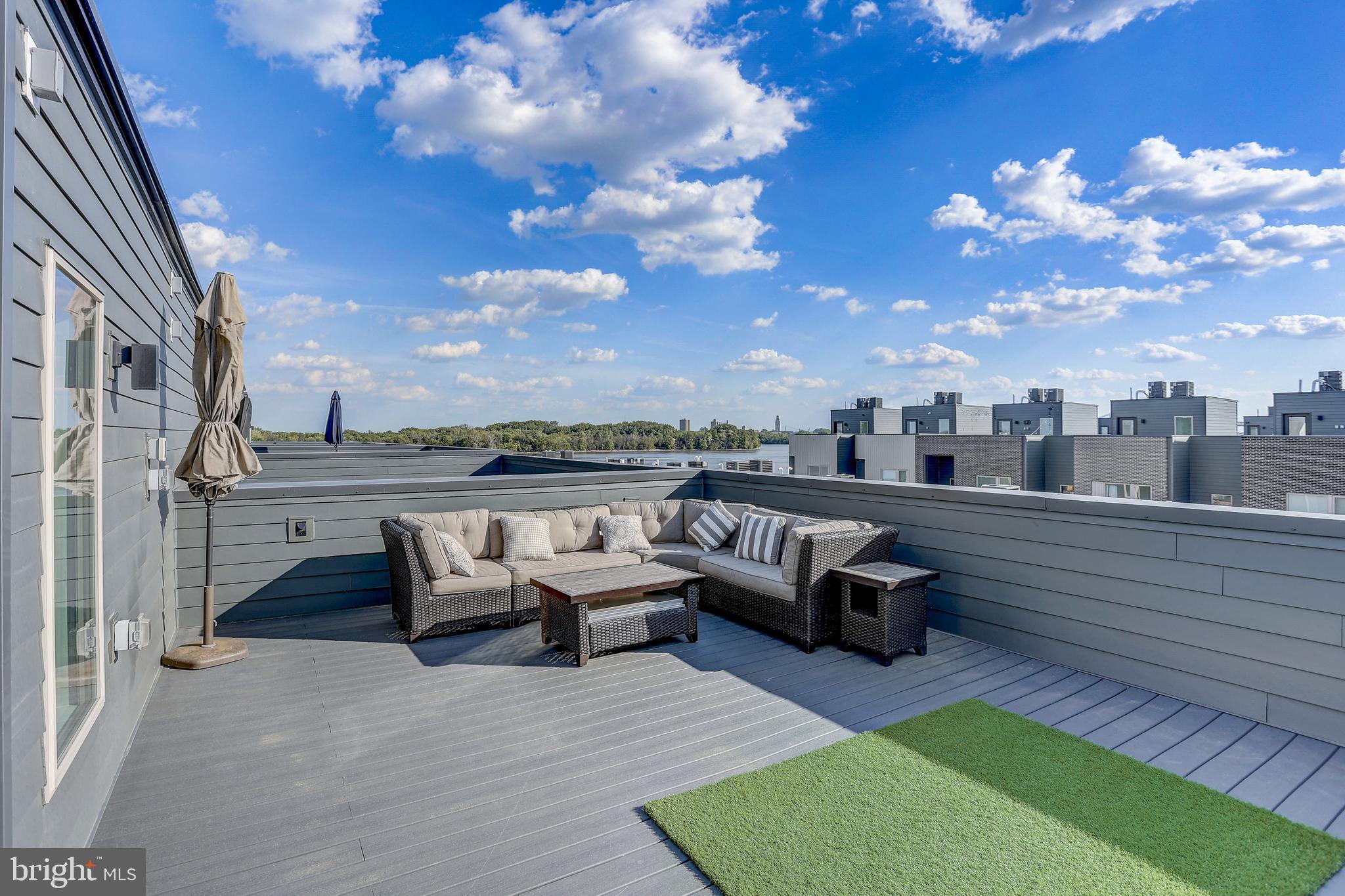 NORTHBANK - Residential