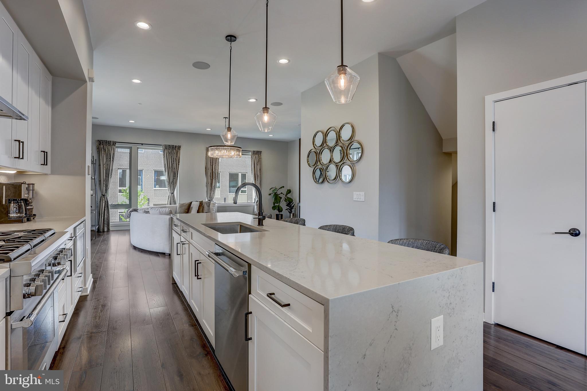 NORTHBANK - Residential
