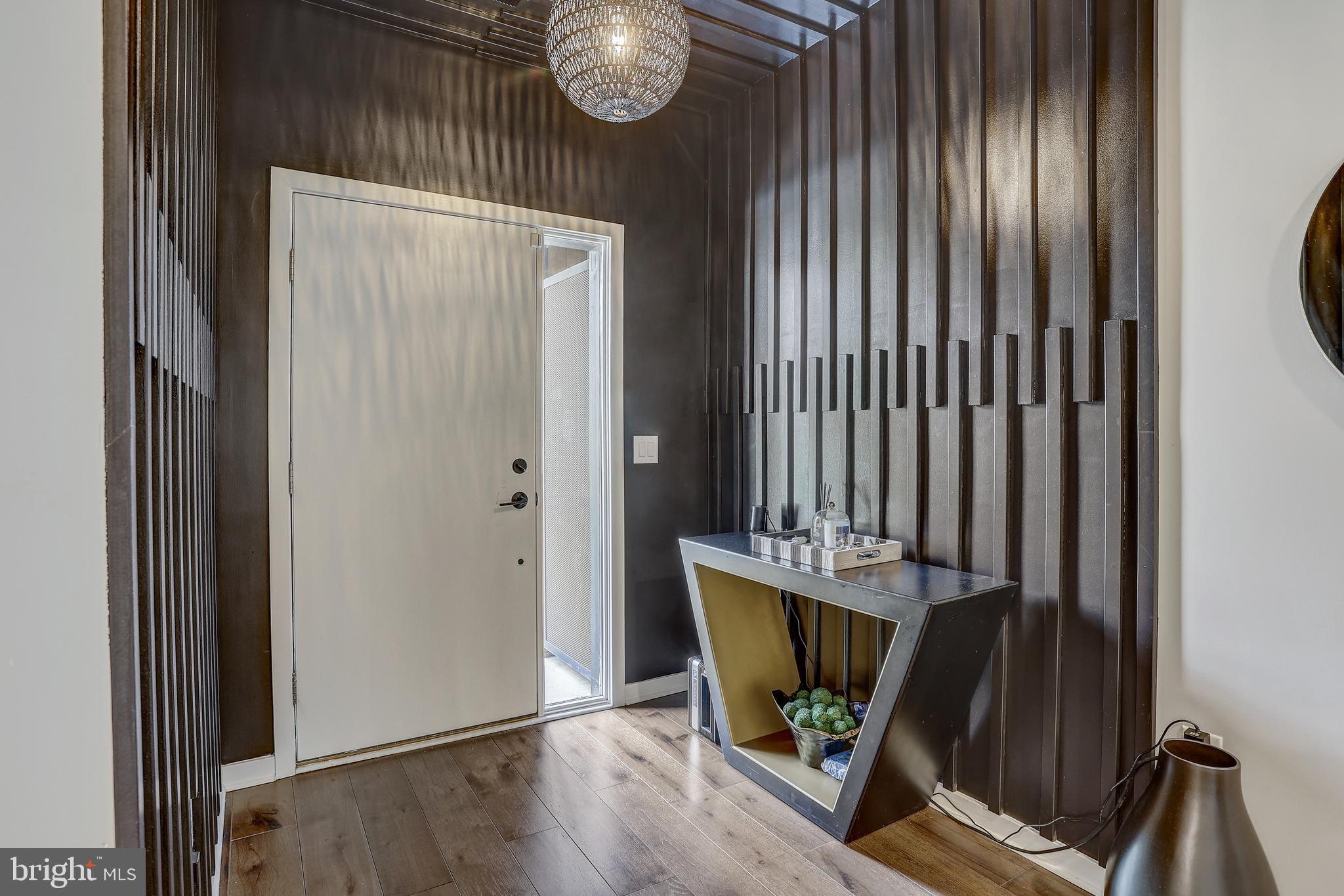 NORTHBANK - Residential