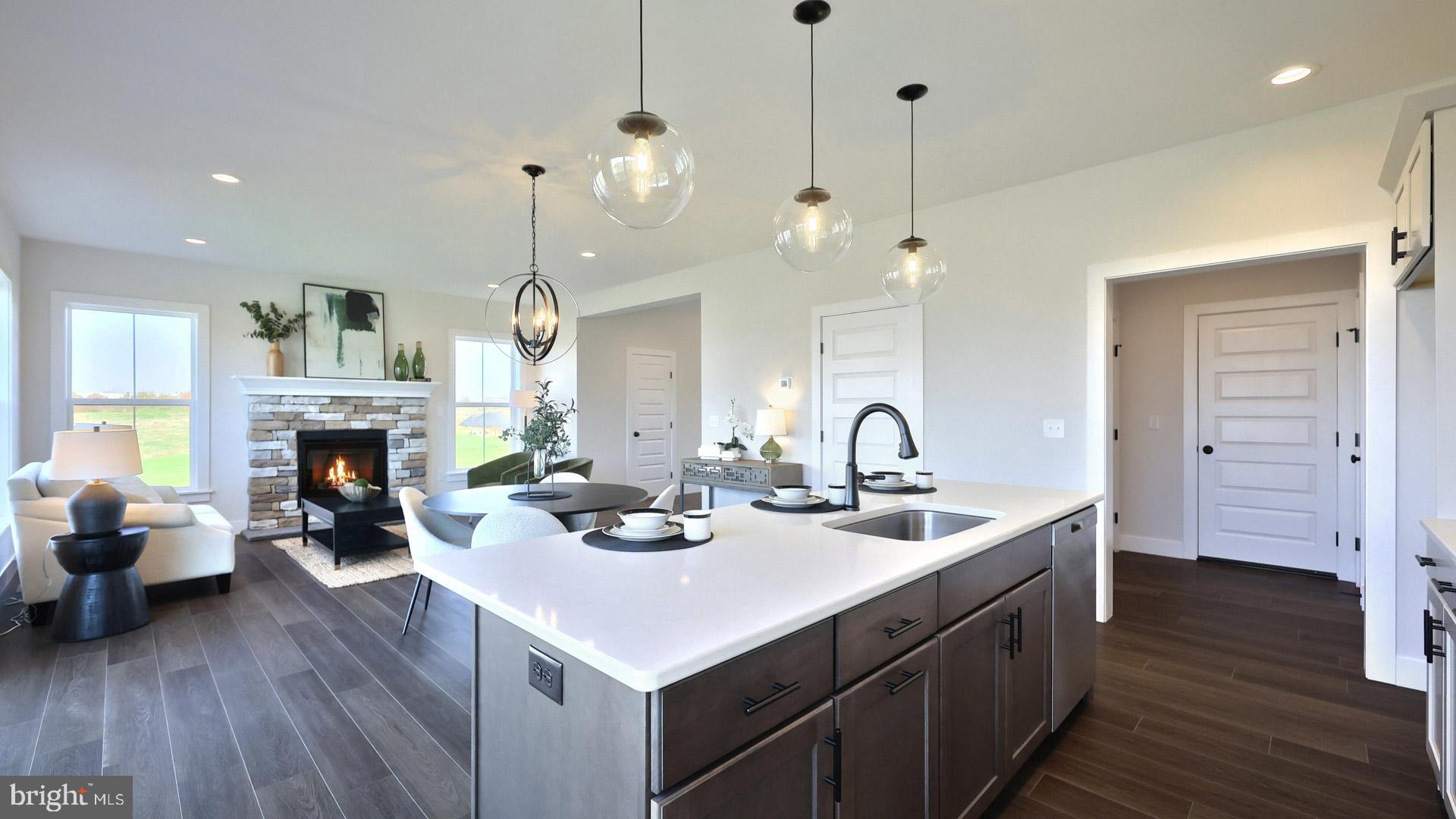 EDGEMONT PRESERVE - Residential