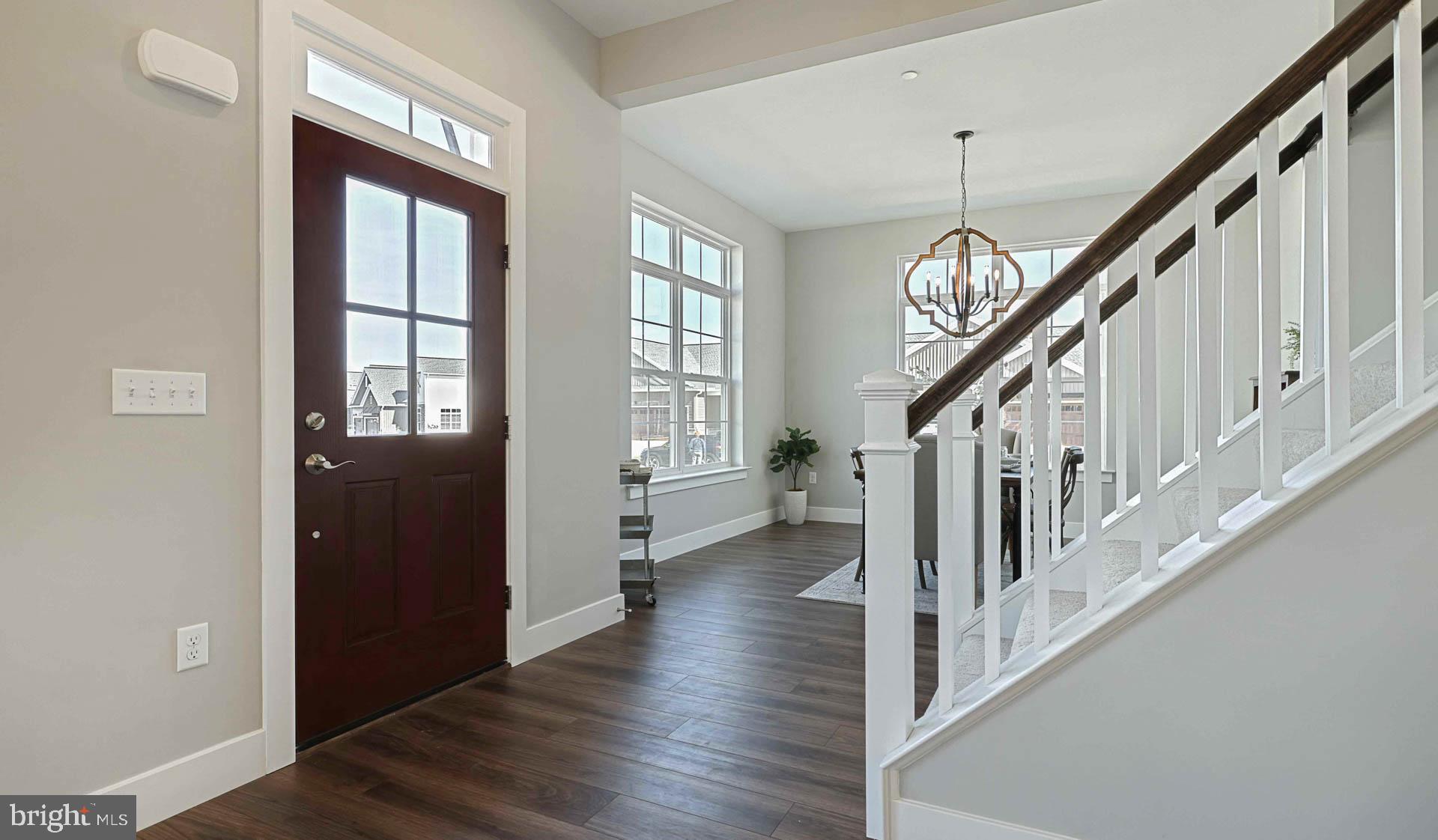 34 CANTERBURY LANE