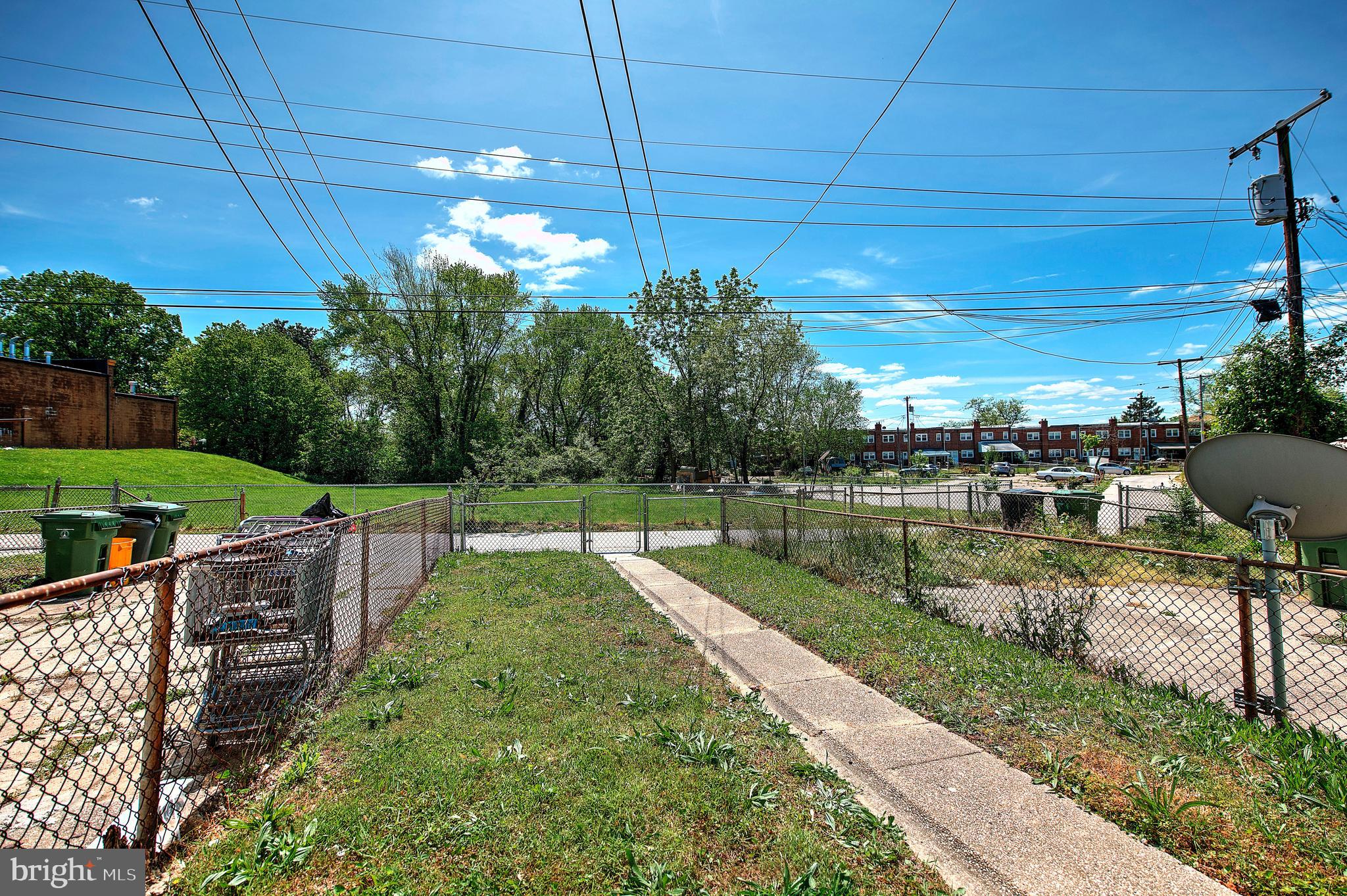 PARKSIDE - Residential