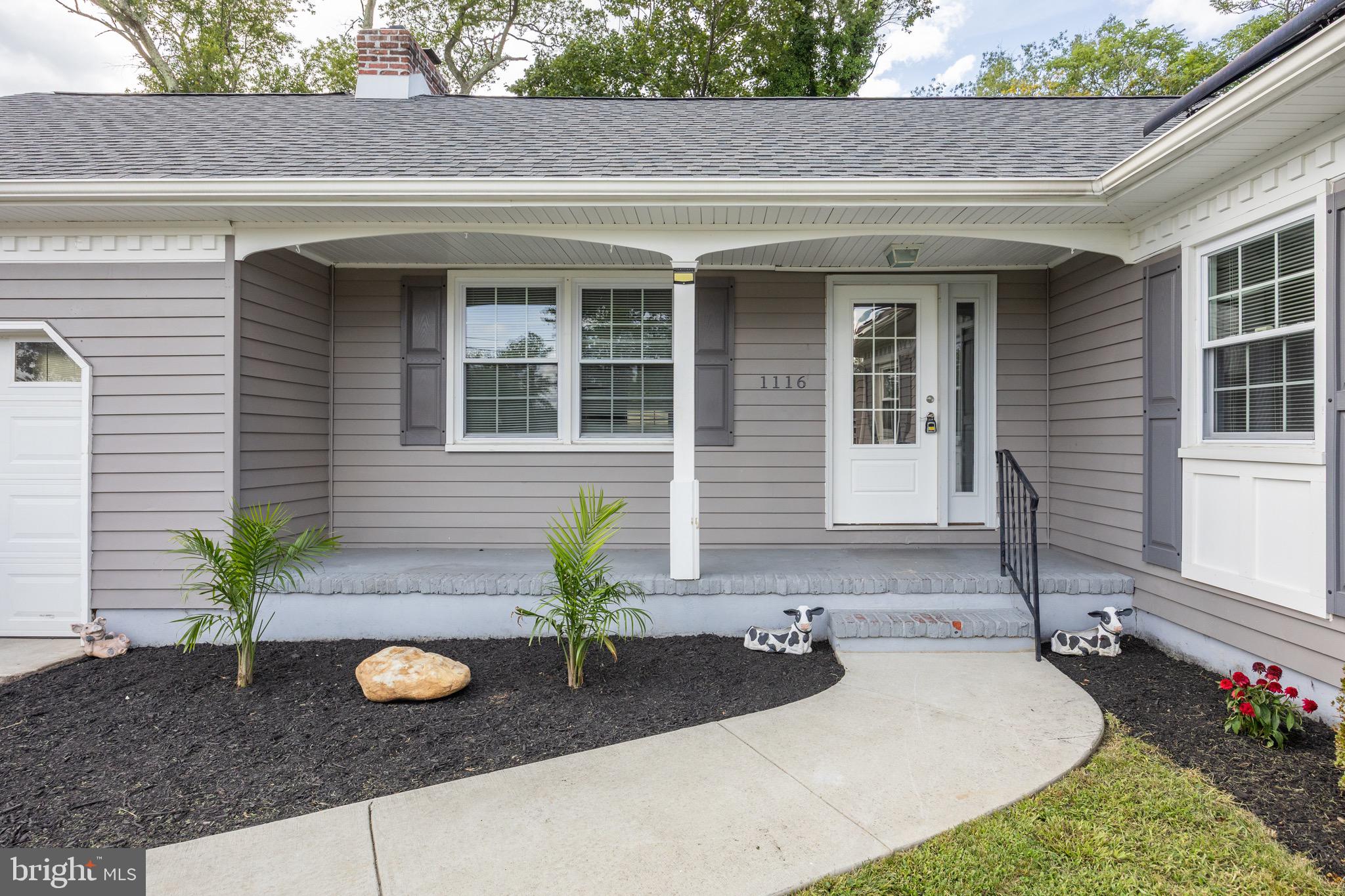 1116 RAMBLEWOOD DRIVE