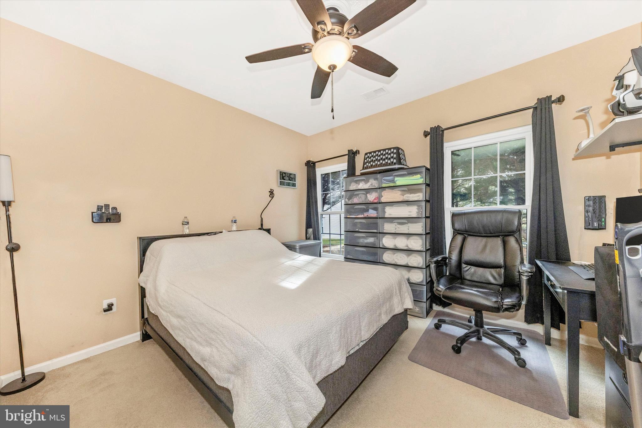 HAMPTON COURT II - Residential