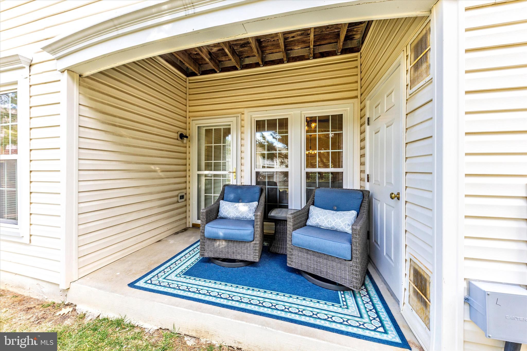 HAMPTON COURT II - Residential