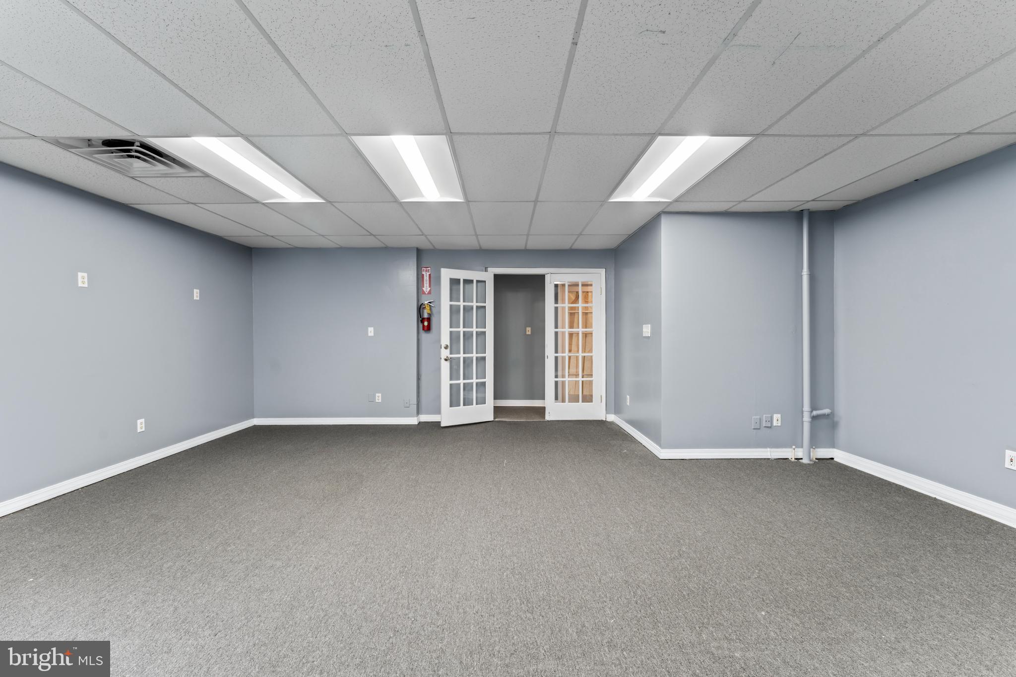 Located within a well-maintained commercial building on busy Belair Rd, this second floor office suite offers 1,250 square feet of flexible workspace-ideal for professional services, startups, or creative businesses looking for a quiet and connected location. This affordable and accessible suite delivers everything your business needs to grow in a well trafficked location. Now available for $1200/month.
Suite highlights include:
-Private side entrance with ramp access
-Spacious layout for multiple work areas
-Shared bathroom and access to on site parking
-Located upstairs among other professional suites, fostering a community feel
-Convenient to major highways, White Marsh Mall, and surrounding residential areas
