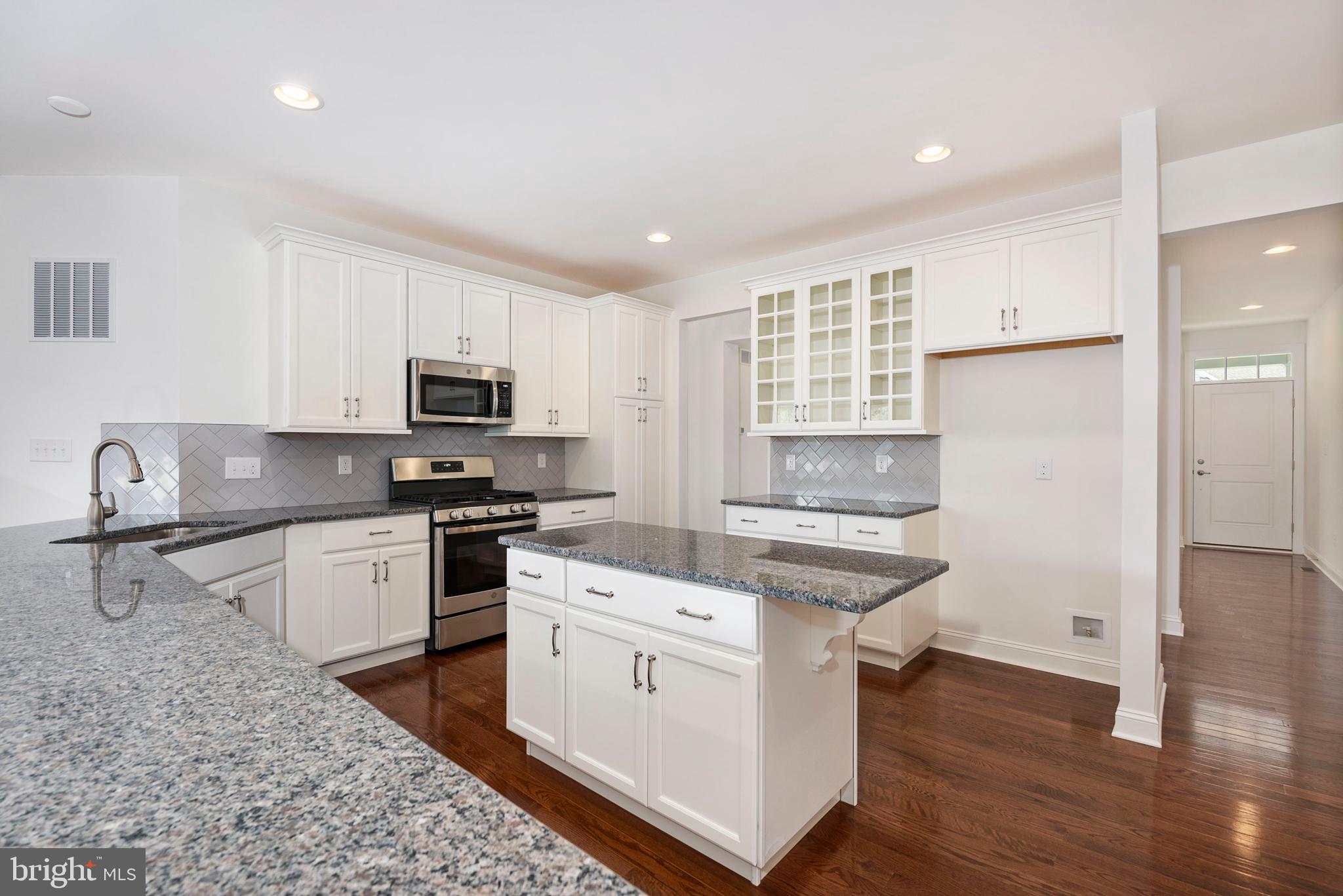 ROTHWELL ESTATES - Residential