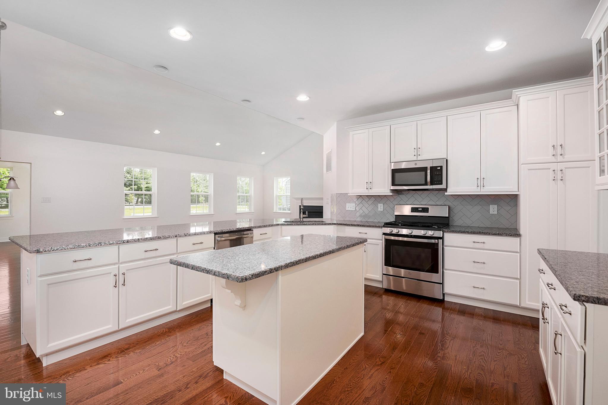 ROTHWELL ESTATES - Residential