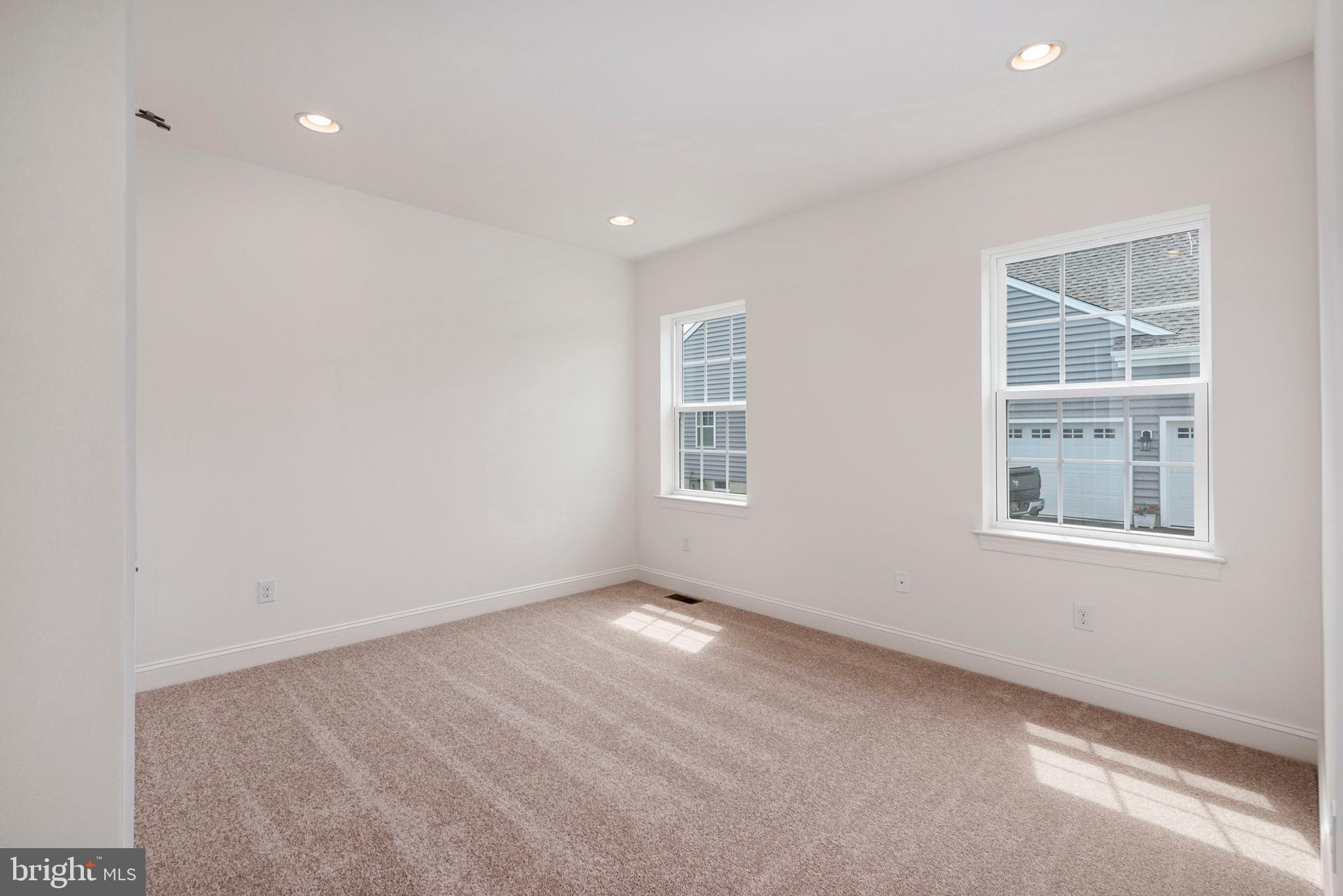 ROTHWELL ESTATES - Residential