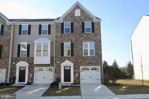 1028 Prime Pl
