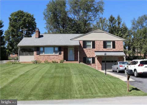 Photo of 12906 The Terrace, HAGERSTOWN, MD 21742 (MLS # MDWA2038748)