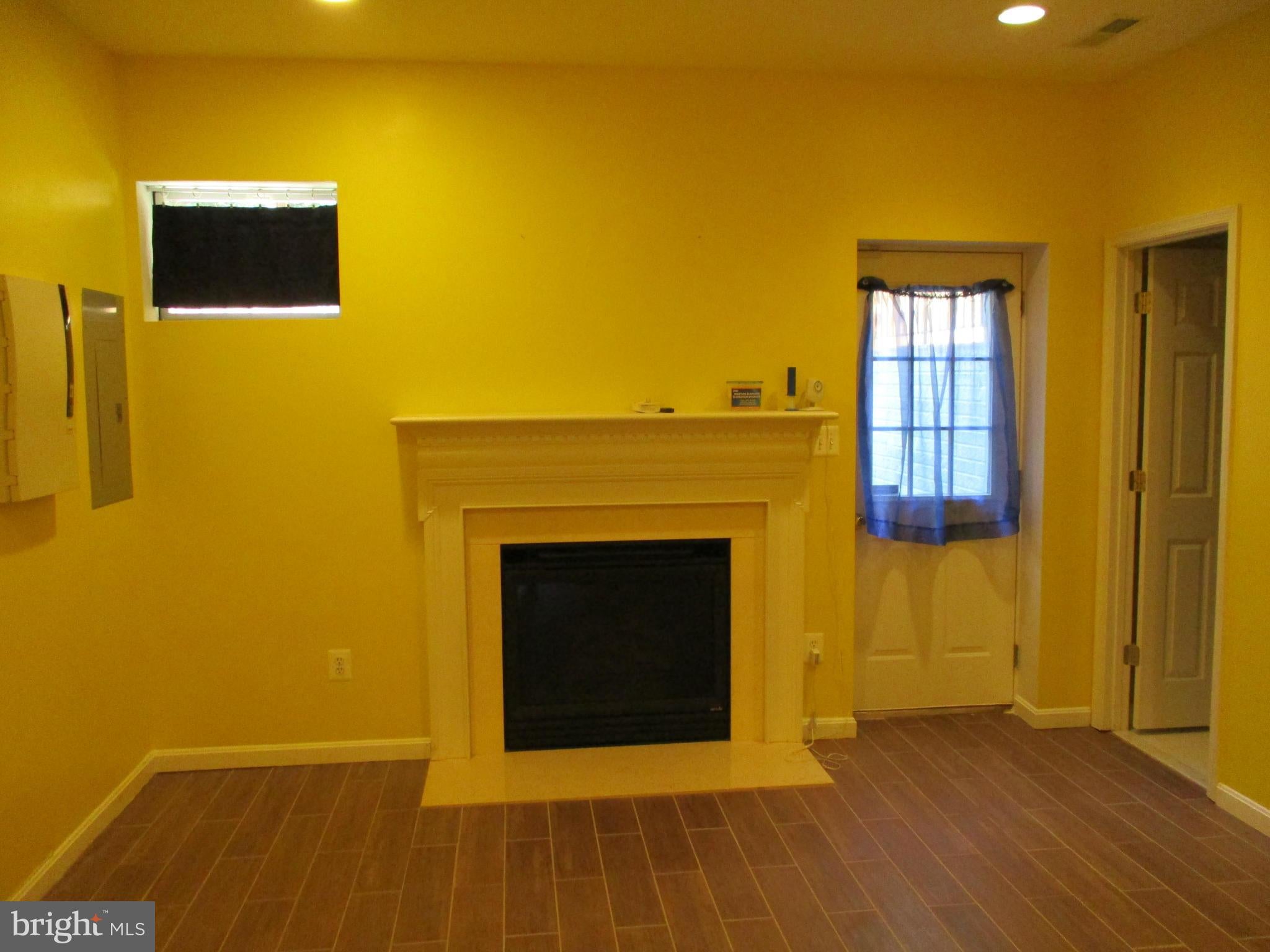 9102 MARIE COURT