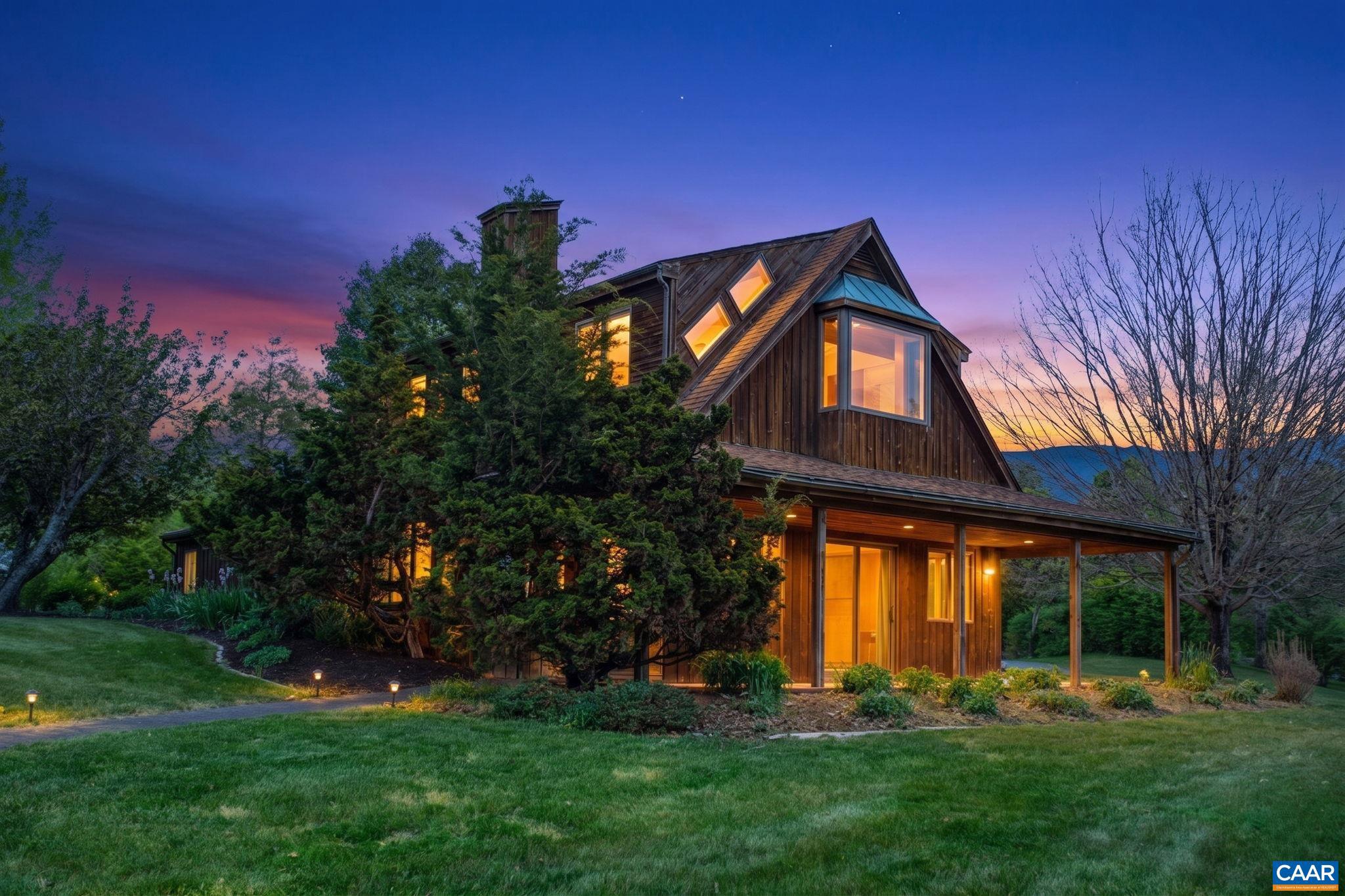 18 PROVIDENCE LN