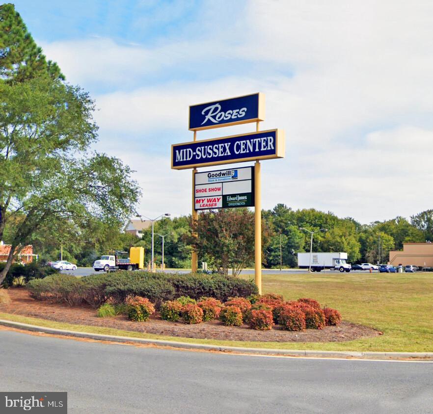 28595 DUPONT BOULEVARD 5