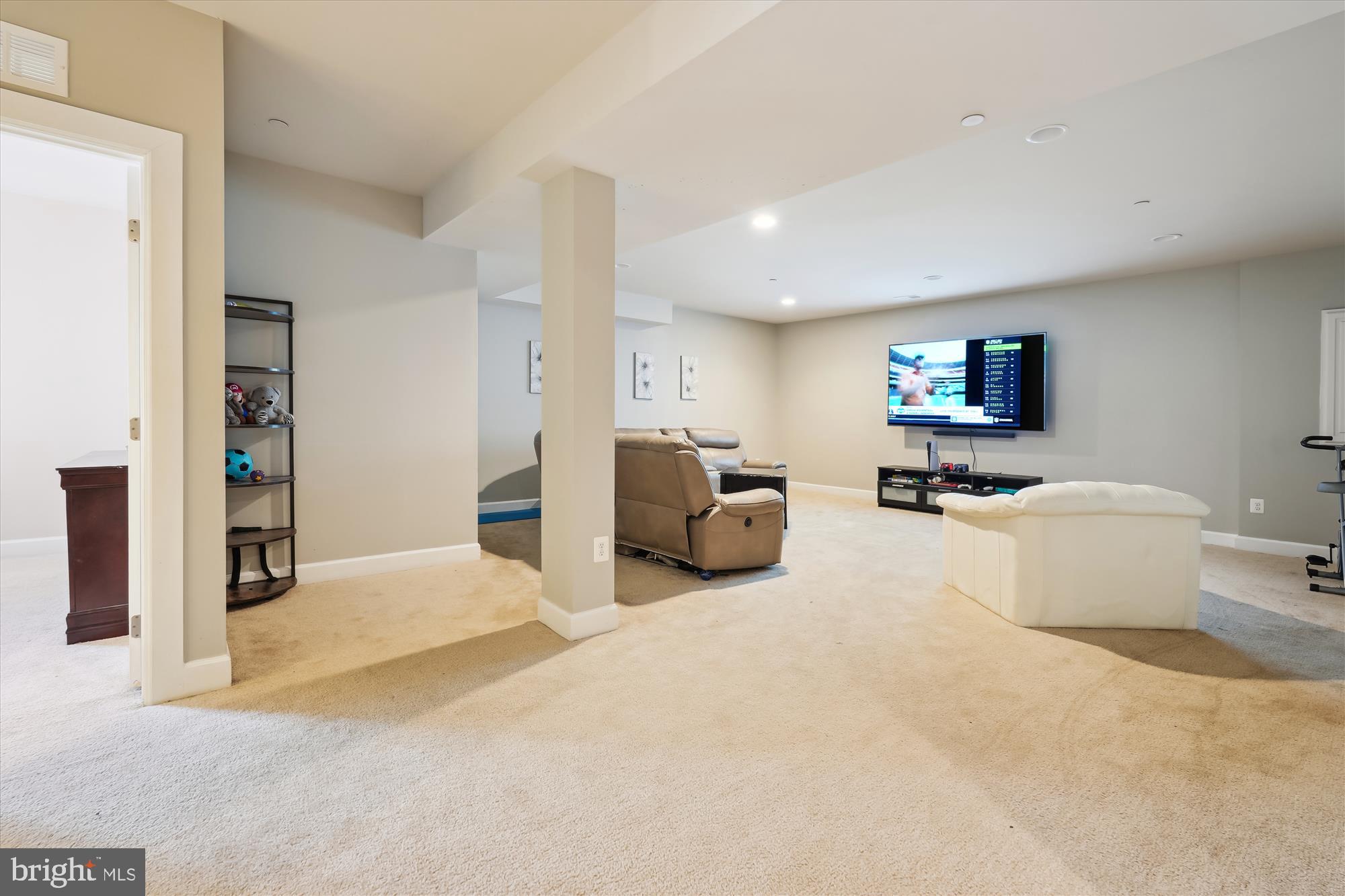 CABIN BRANCH - Residential