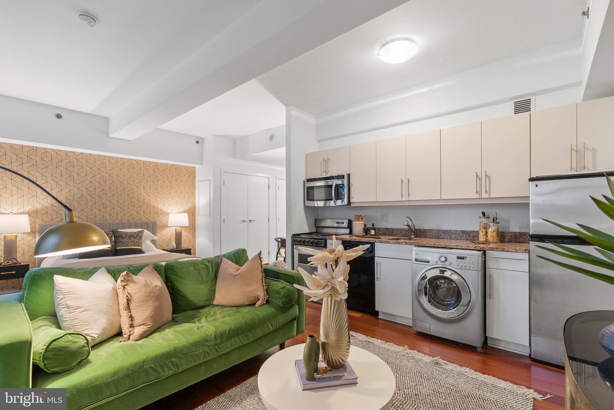 RITTENHOUSE SQUARE - Residential