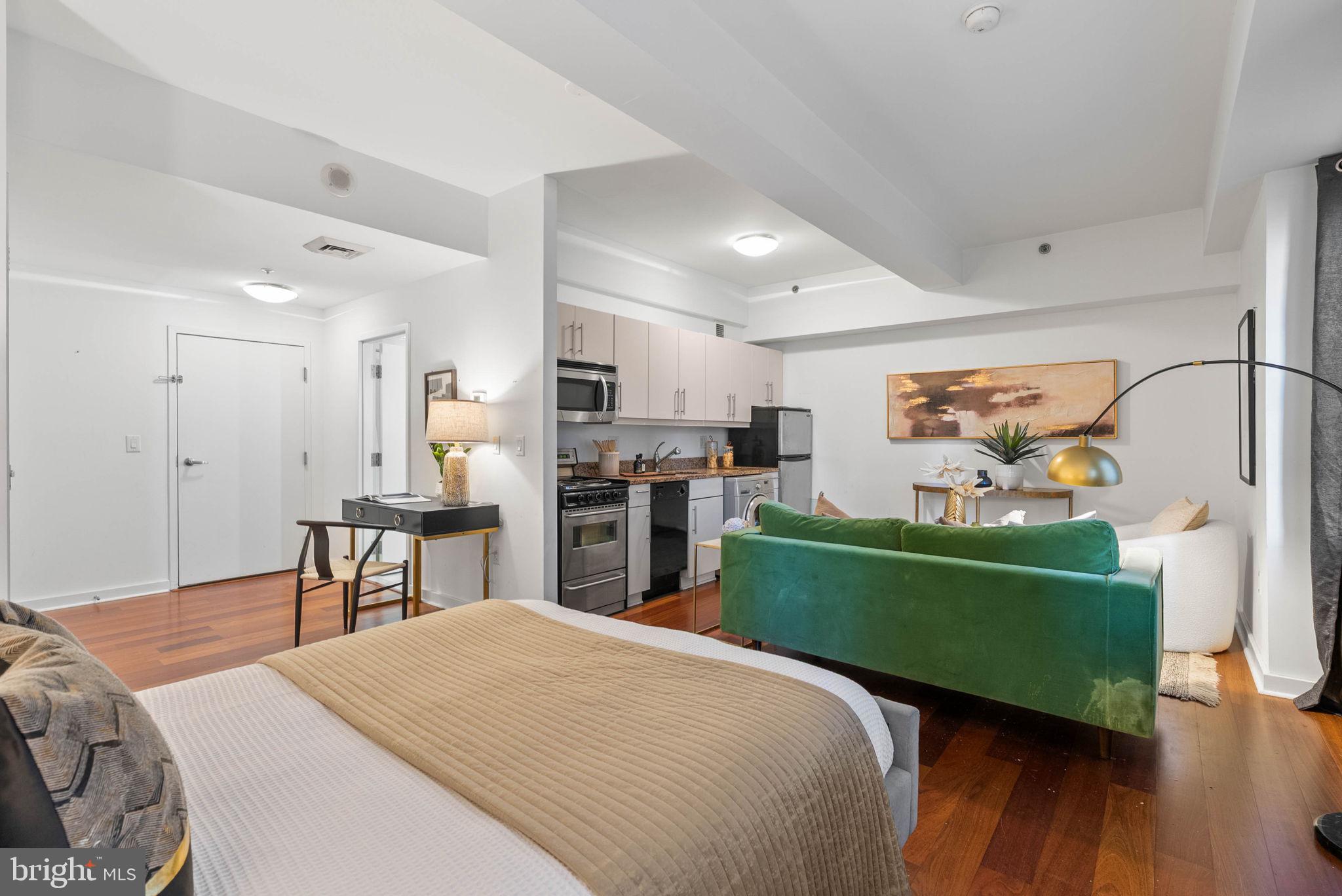 RITTENHOUSE SQUARE - Residential