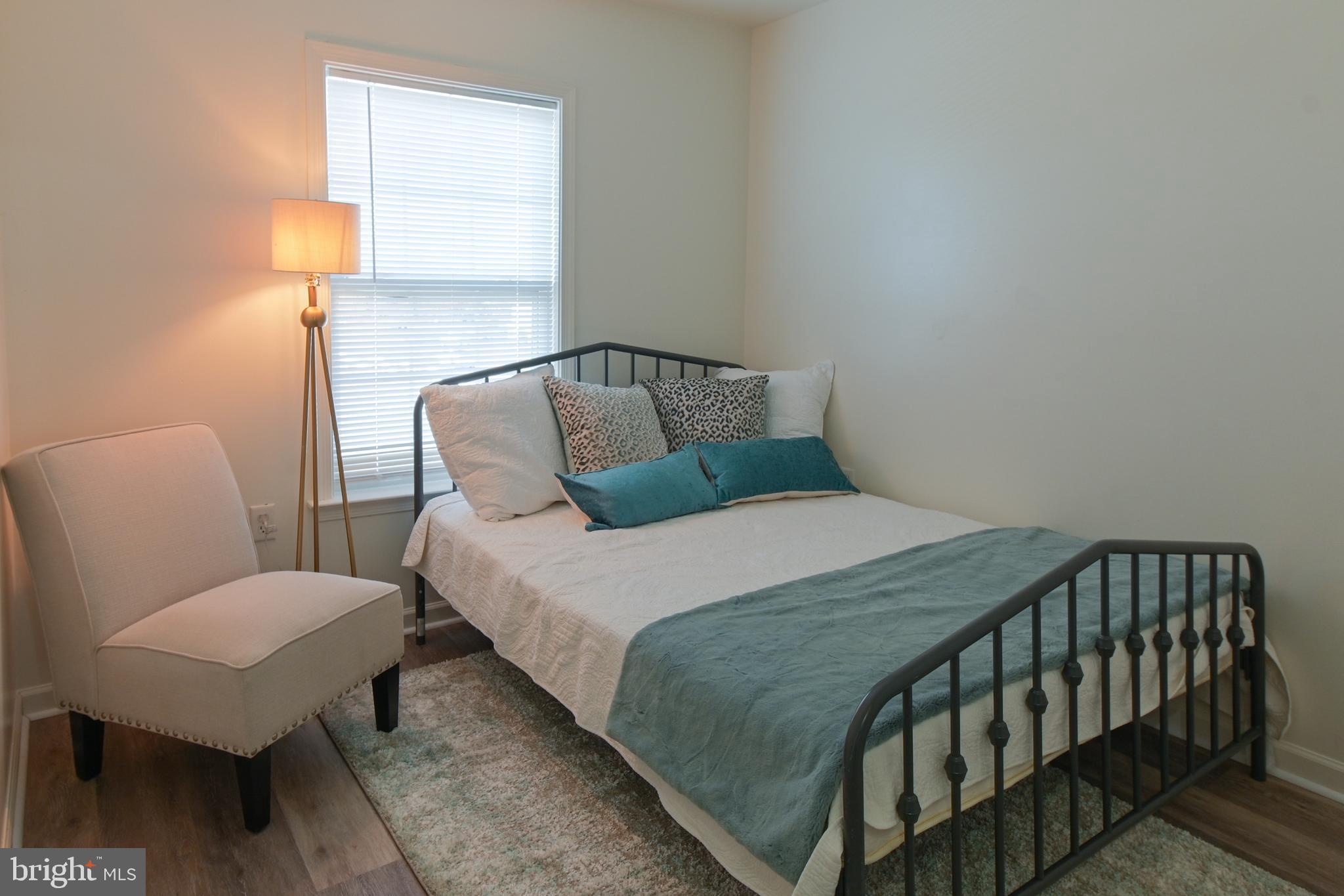 MANOR PARK - Residential