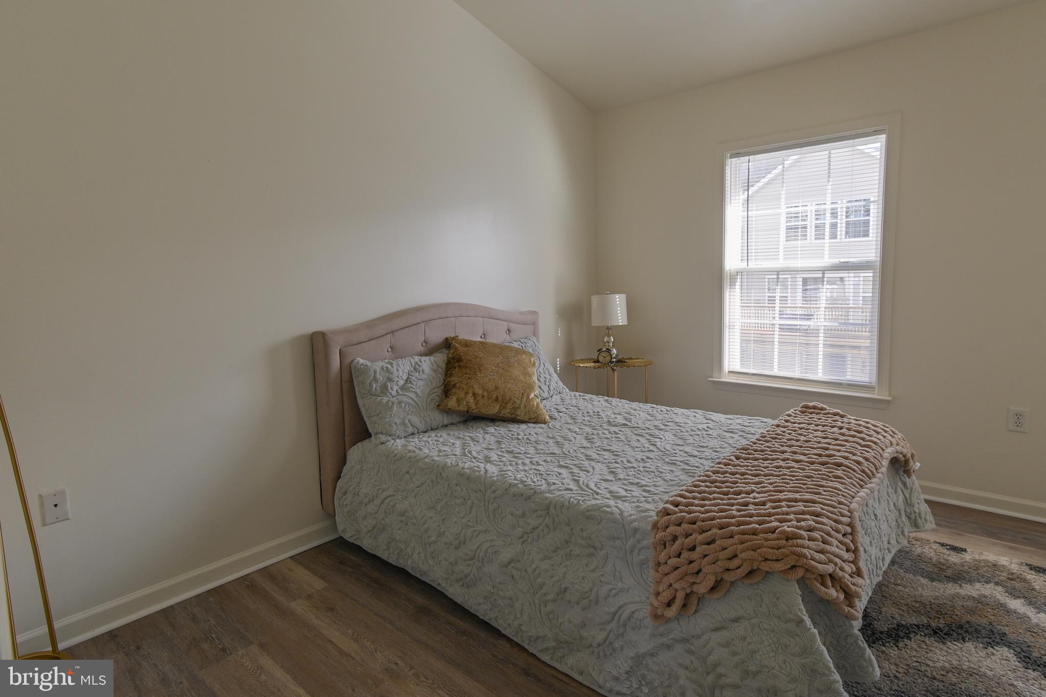 MANOR PARK - Residential