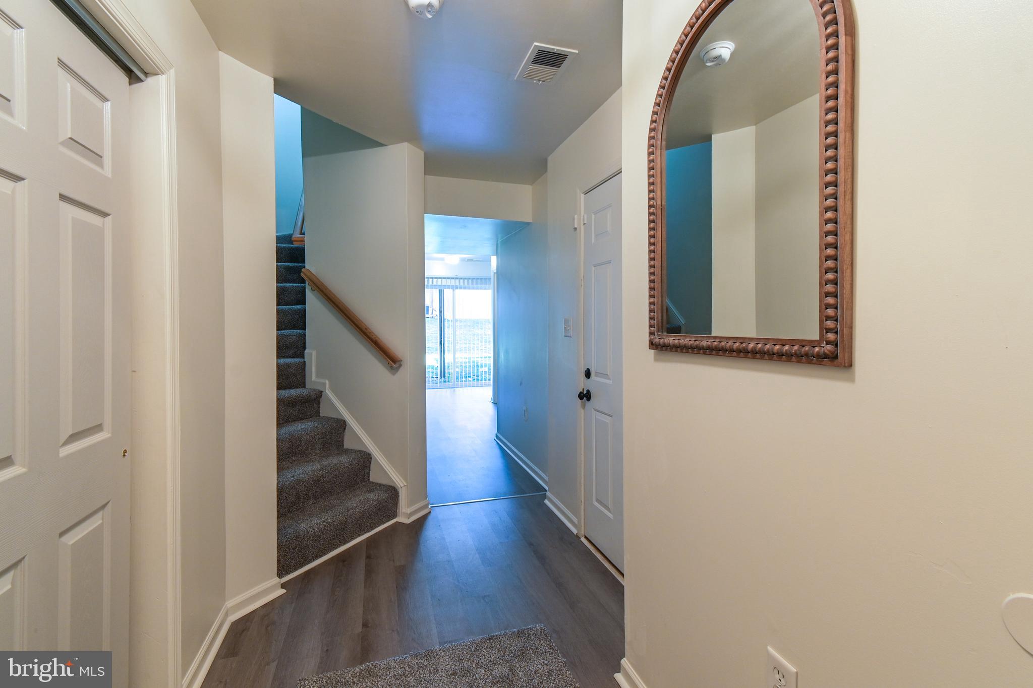 MANOR PARK - Residential