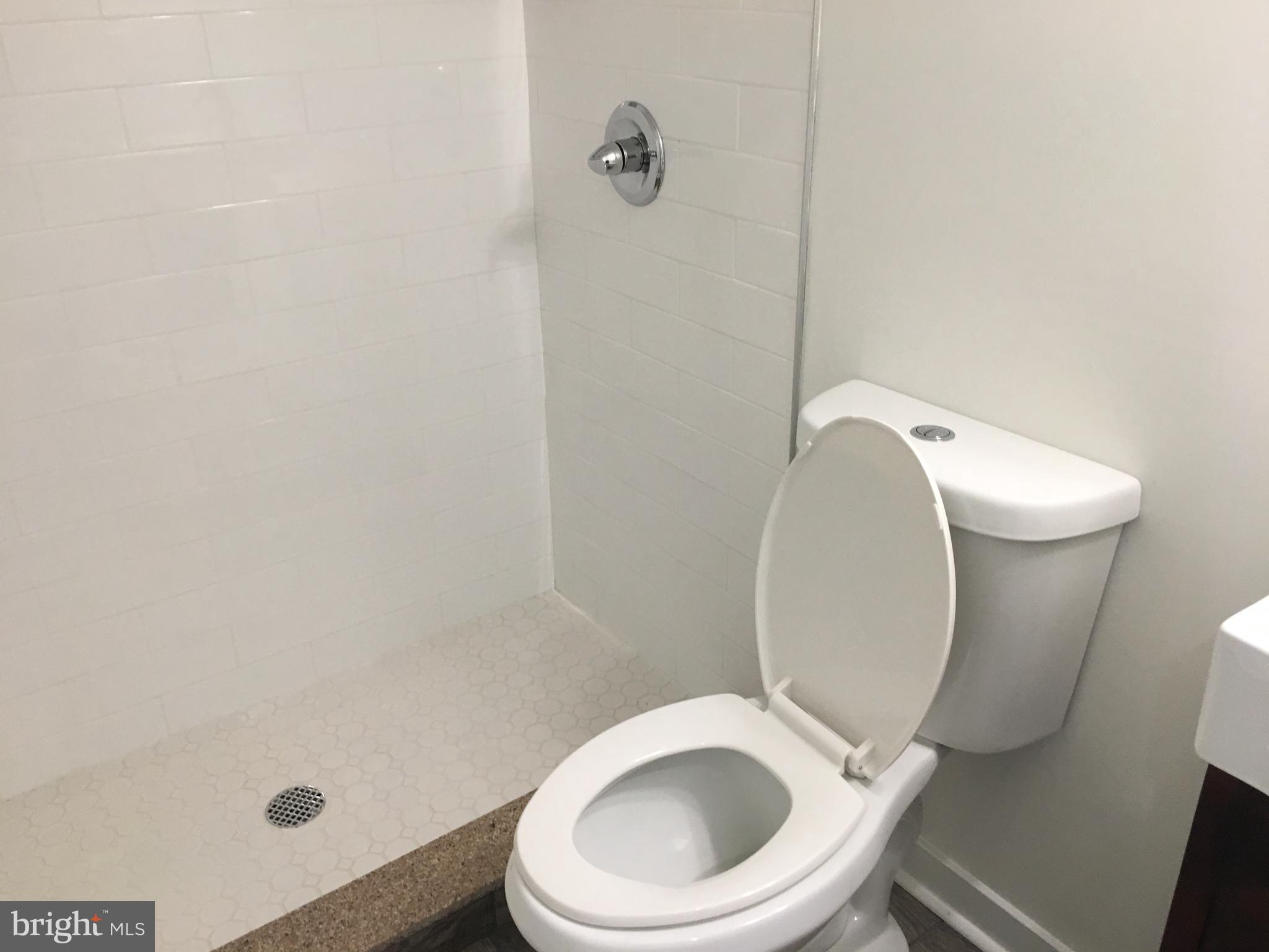 MANTUA - Residential Lease