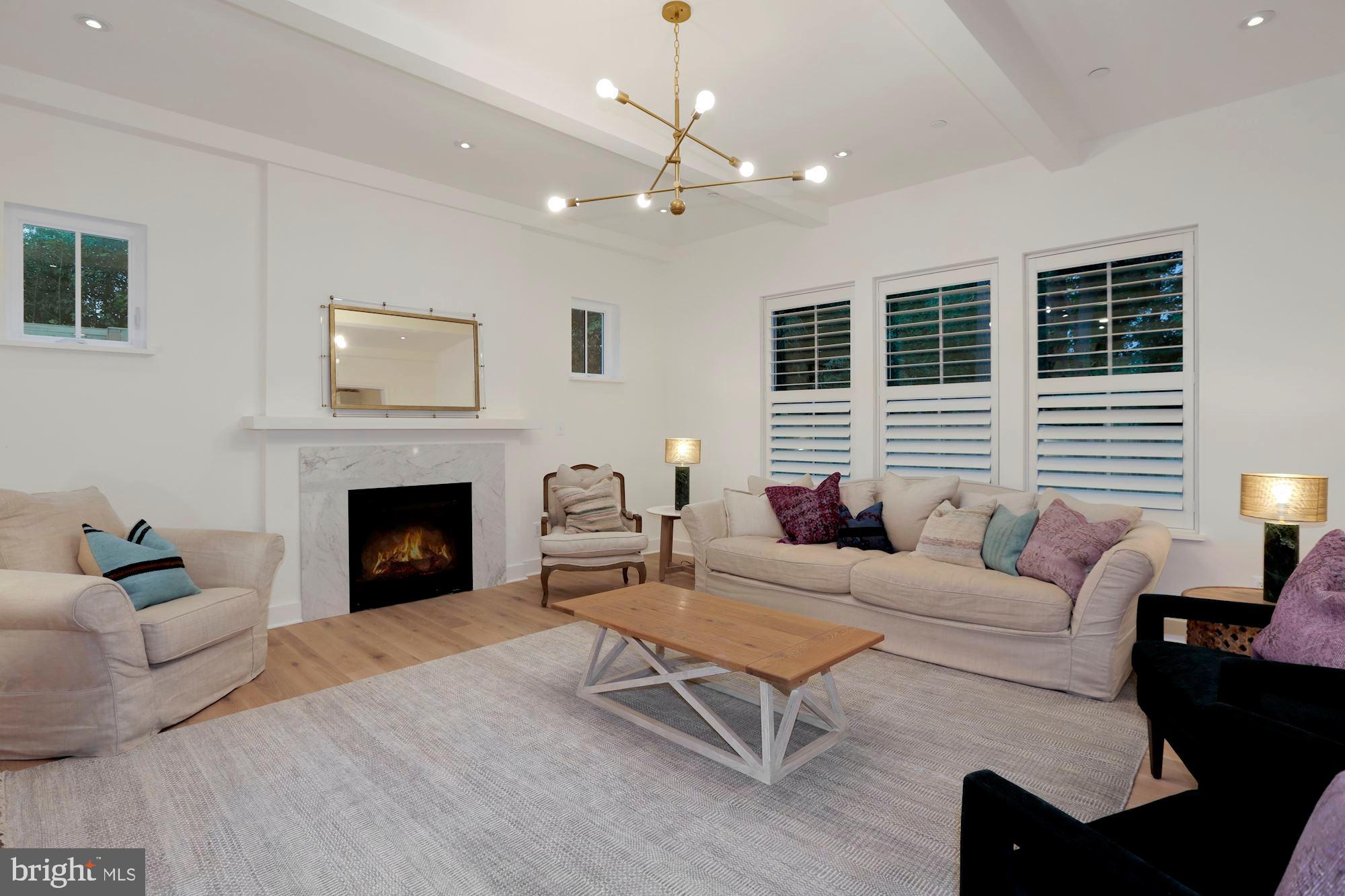 SPRINGFIELD - Residential