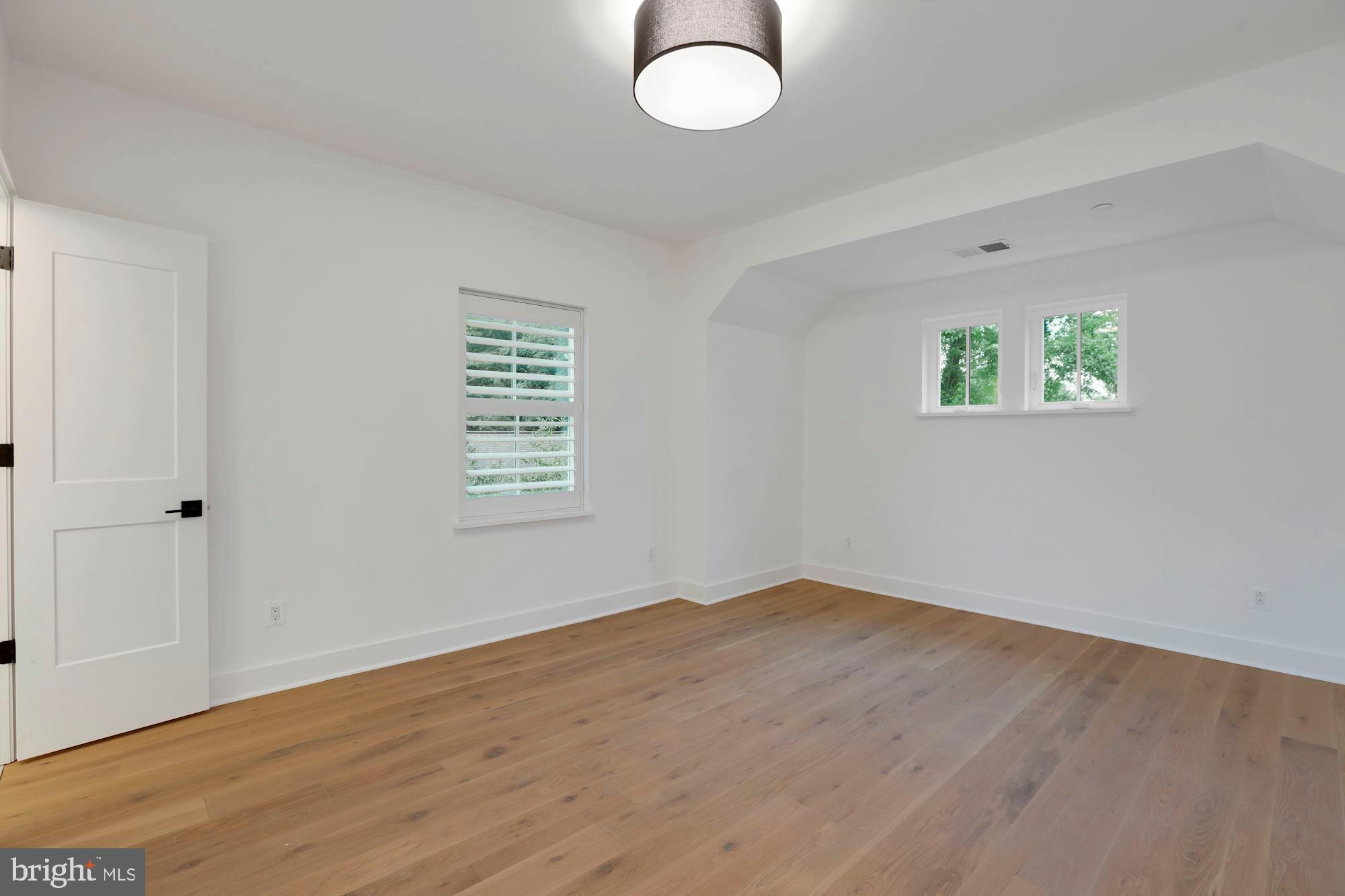 SPRINGFIELD - Residential