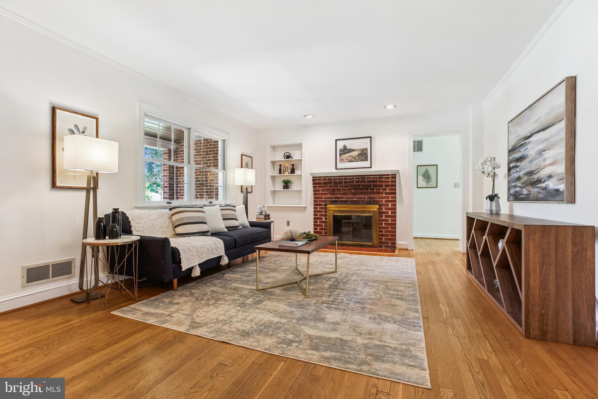 HILLANDALE - Residential