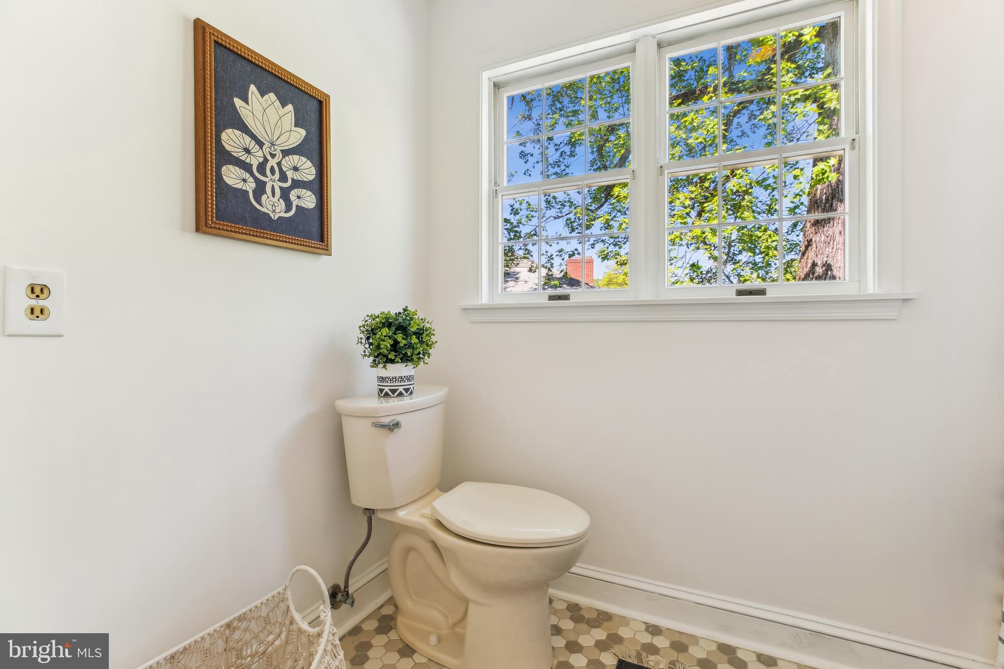 HILLANDALE - Residential