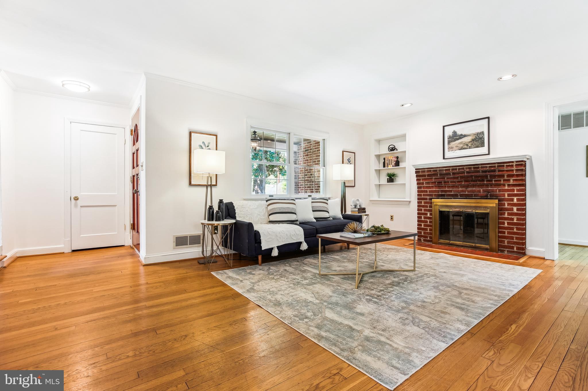1750 OVERLOOK DRIVE
