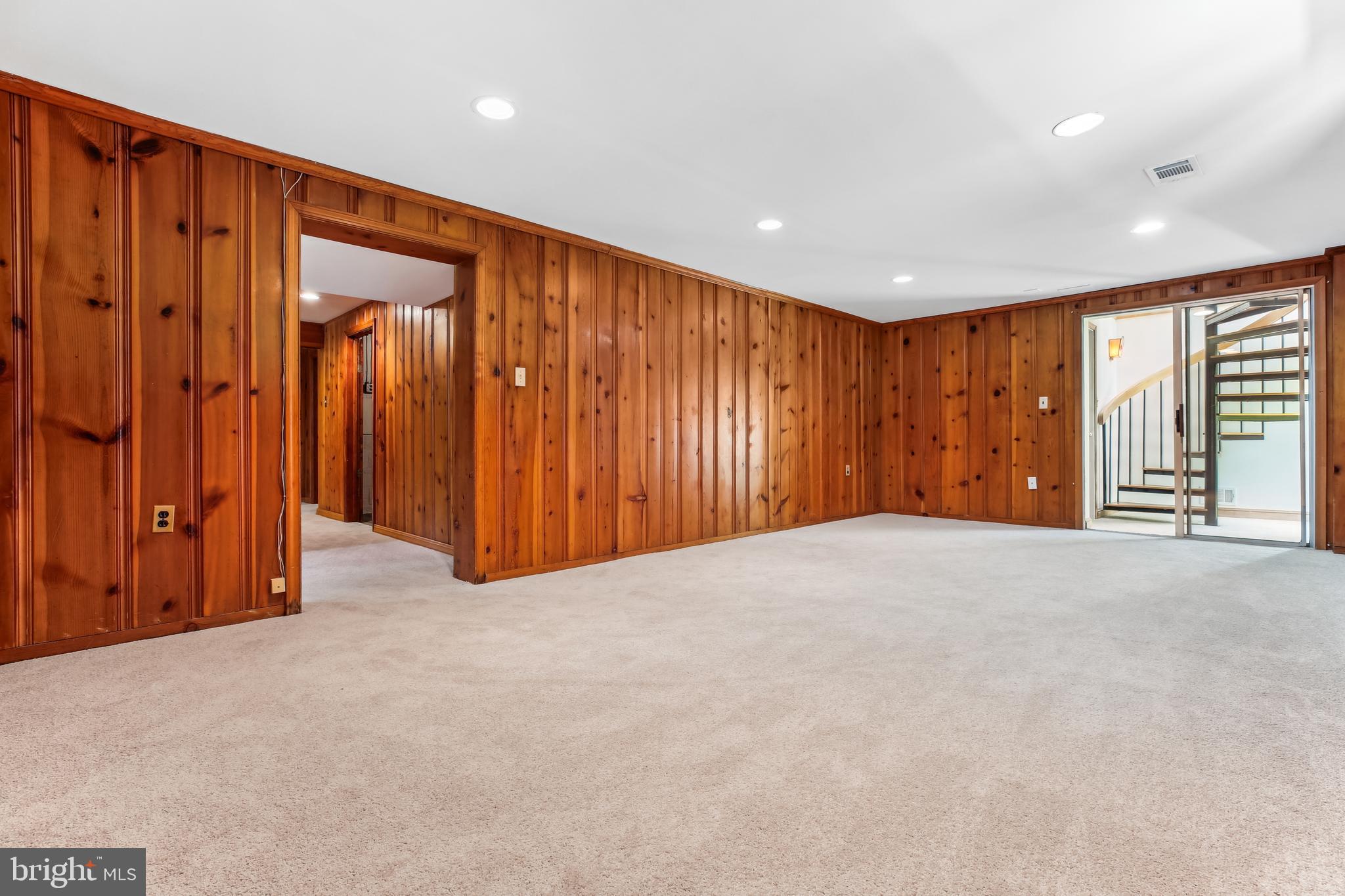 HILLANDALE - Residential