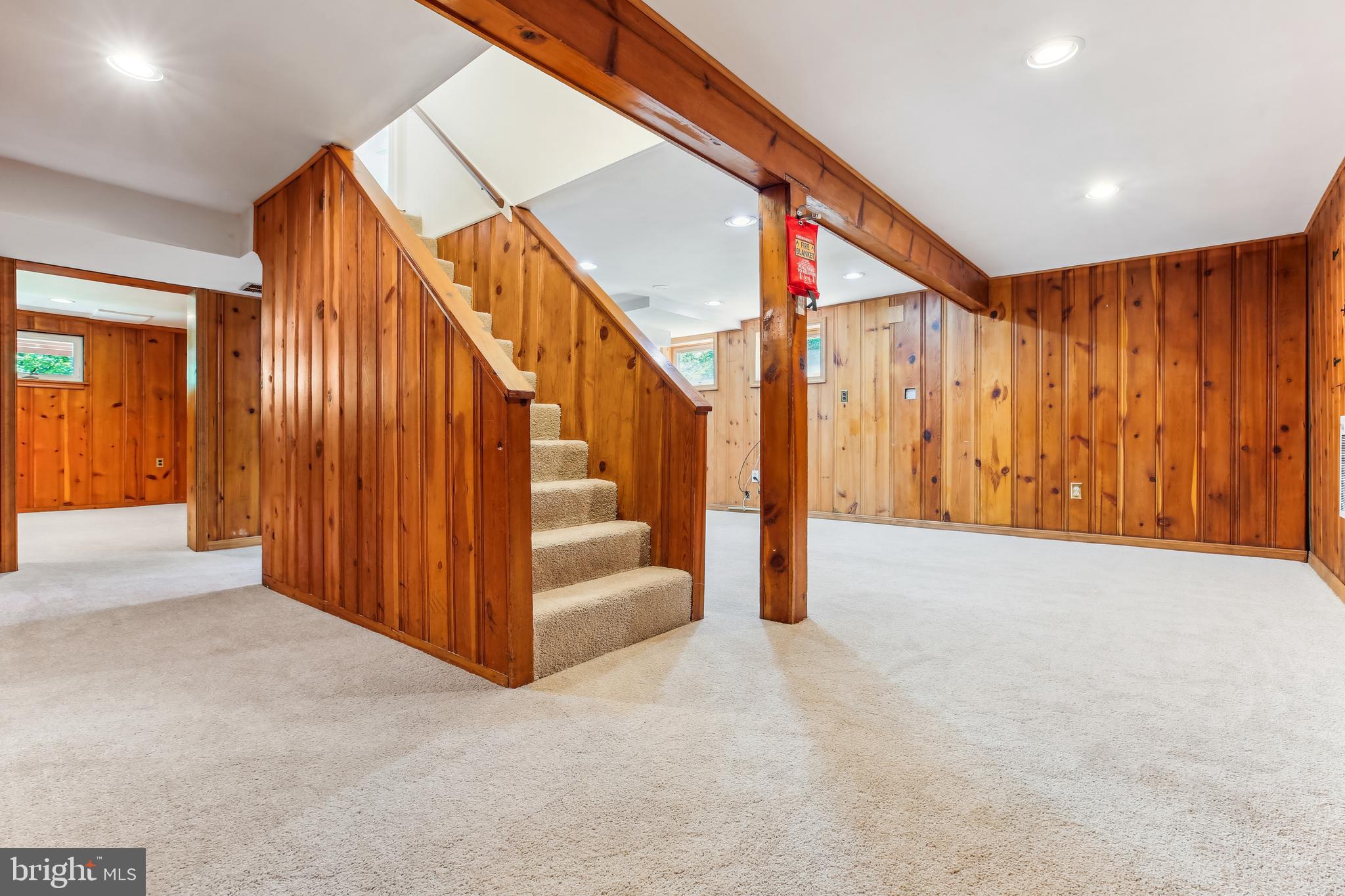 HILLANDALE - Residential