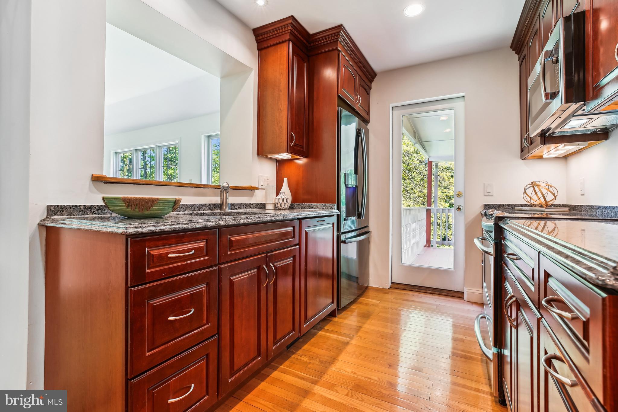 HILLANDALE - Residential