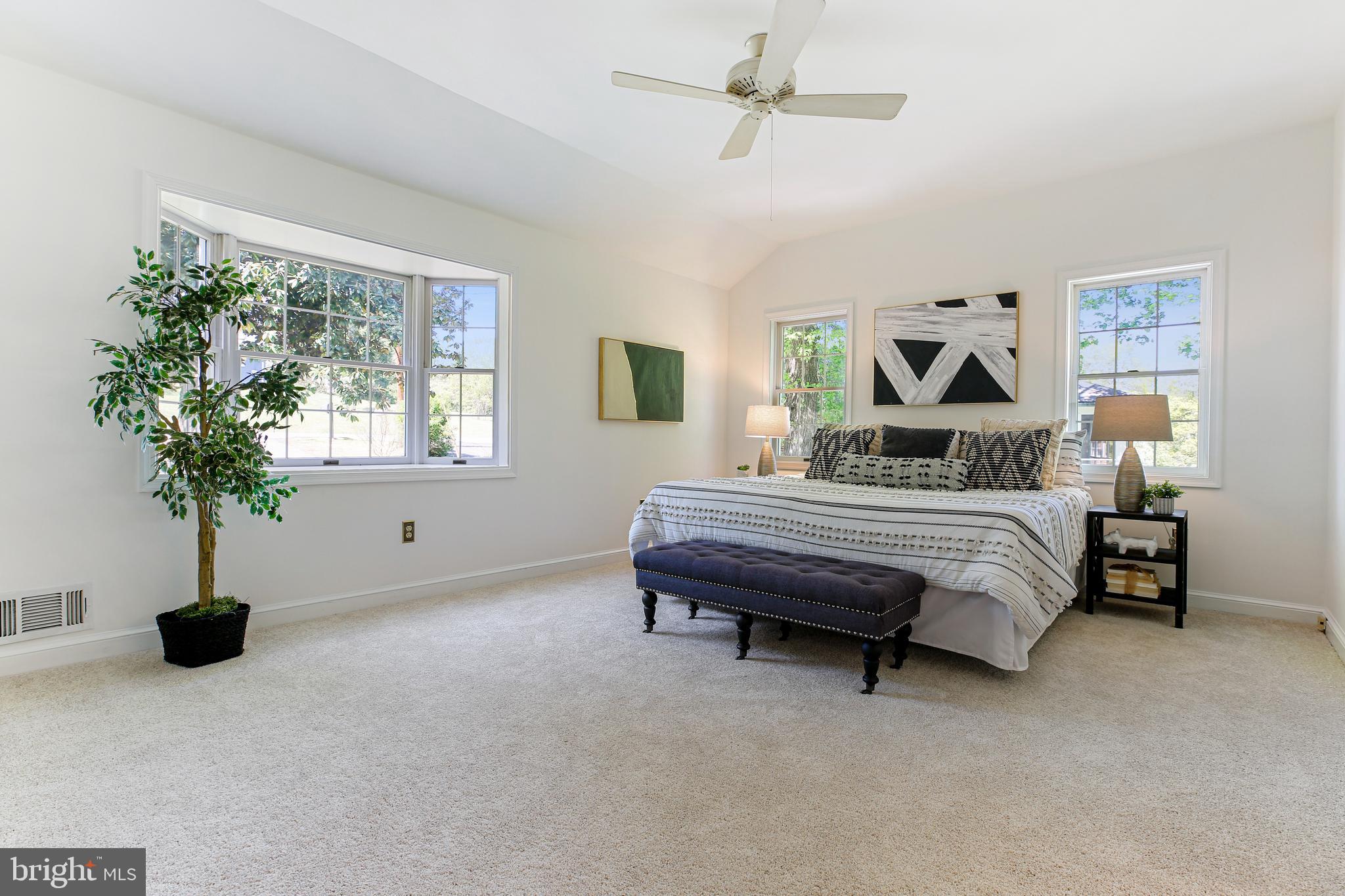 HILLANDALE - Residential