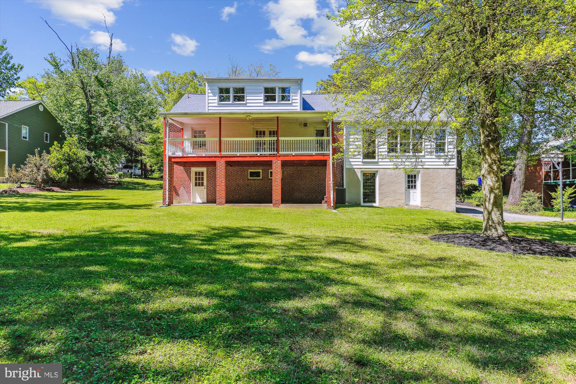 HILLANDALE - Residential