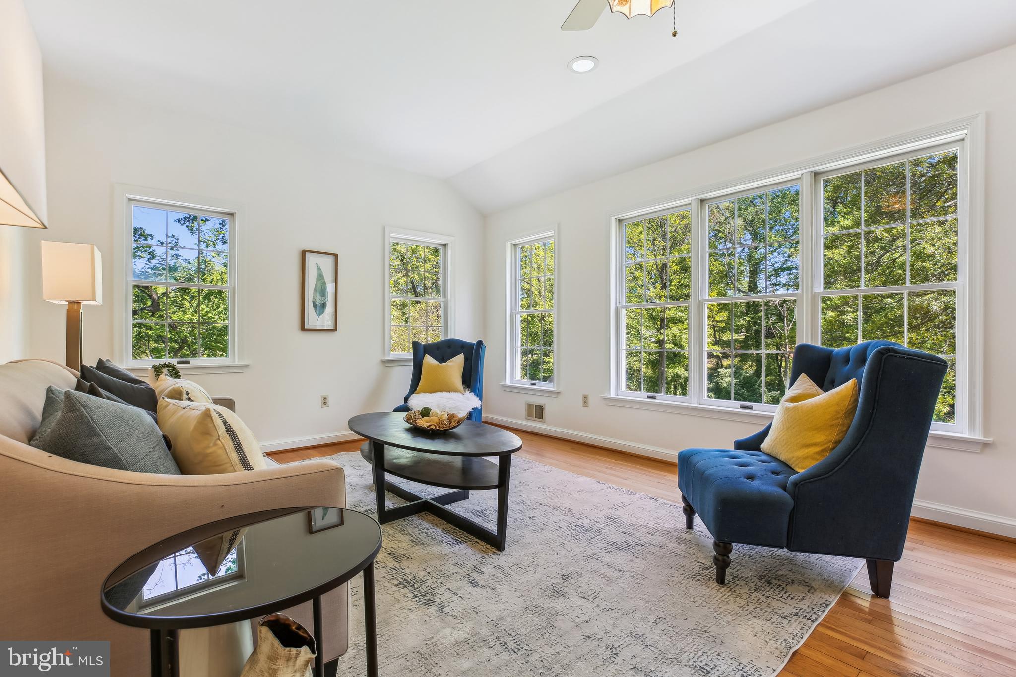 HILLANDALE - Residential