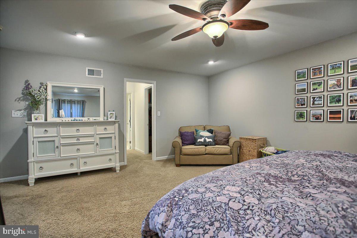CAMERON WOODS - Residential