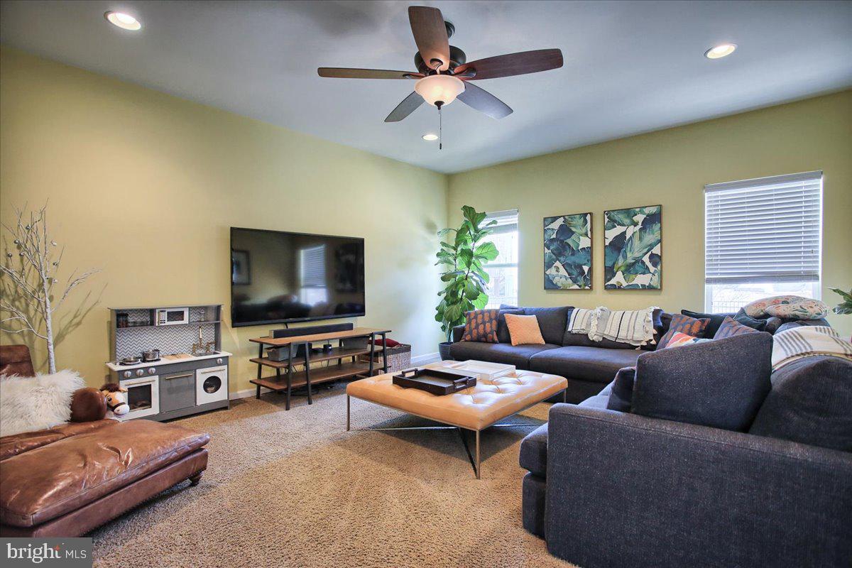 CAMERON WOODS - Residential