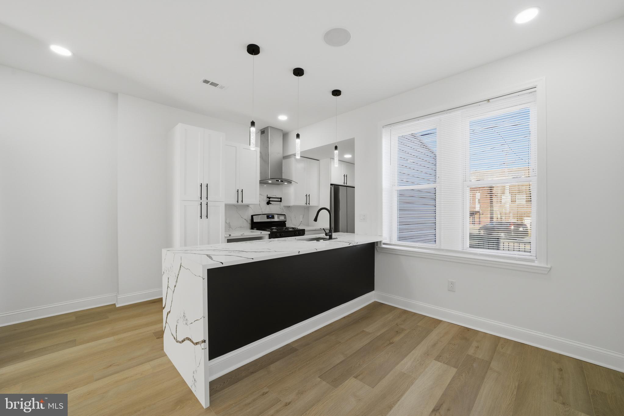 FRANKFORD - Residential